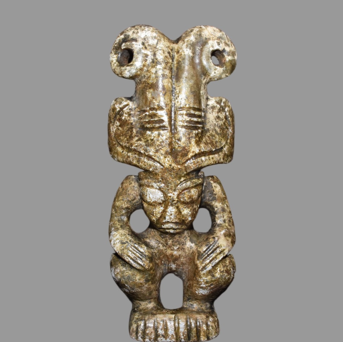 A Exquisite Hemoyu Sun God: A Exquisite Hemoyu Sun God,Ancient Time, China,Size:7.7inx3.5in,Weight:860g 河磨玉太阳神,远古时期