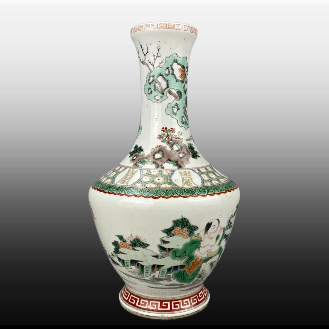 Wucai Figures Pattern Vase - 3