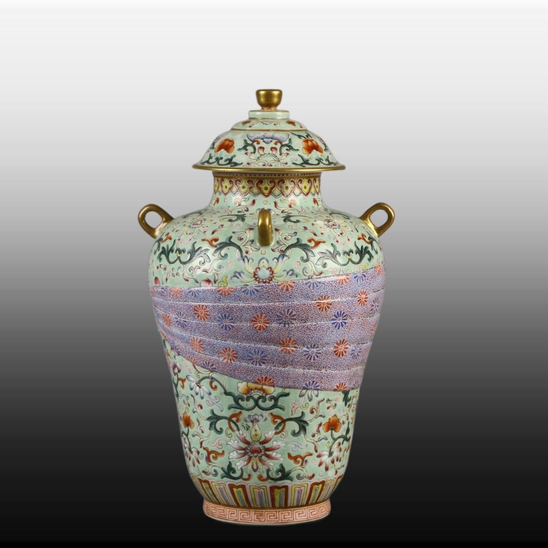 A Exquisite Green Glazed Lotus Pattern Vase - 5