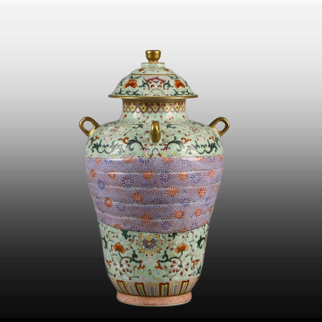 A Exquisite Green Glazed Lotus Pattern Vase - 6