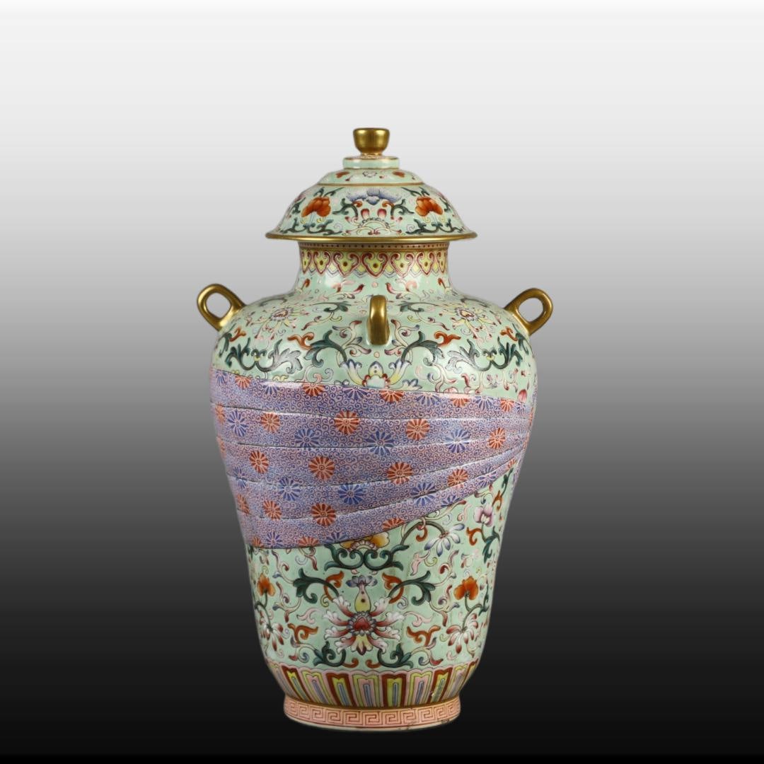 A Exquisite Green Glazed Lotus Pattern Vase - 7