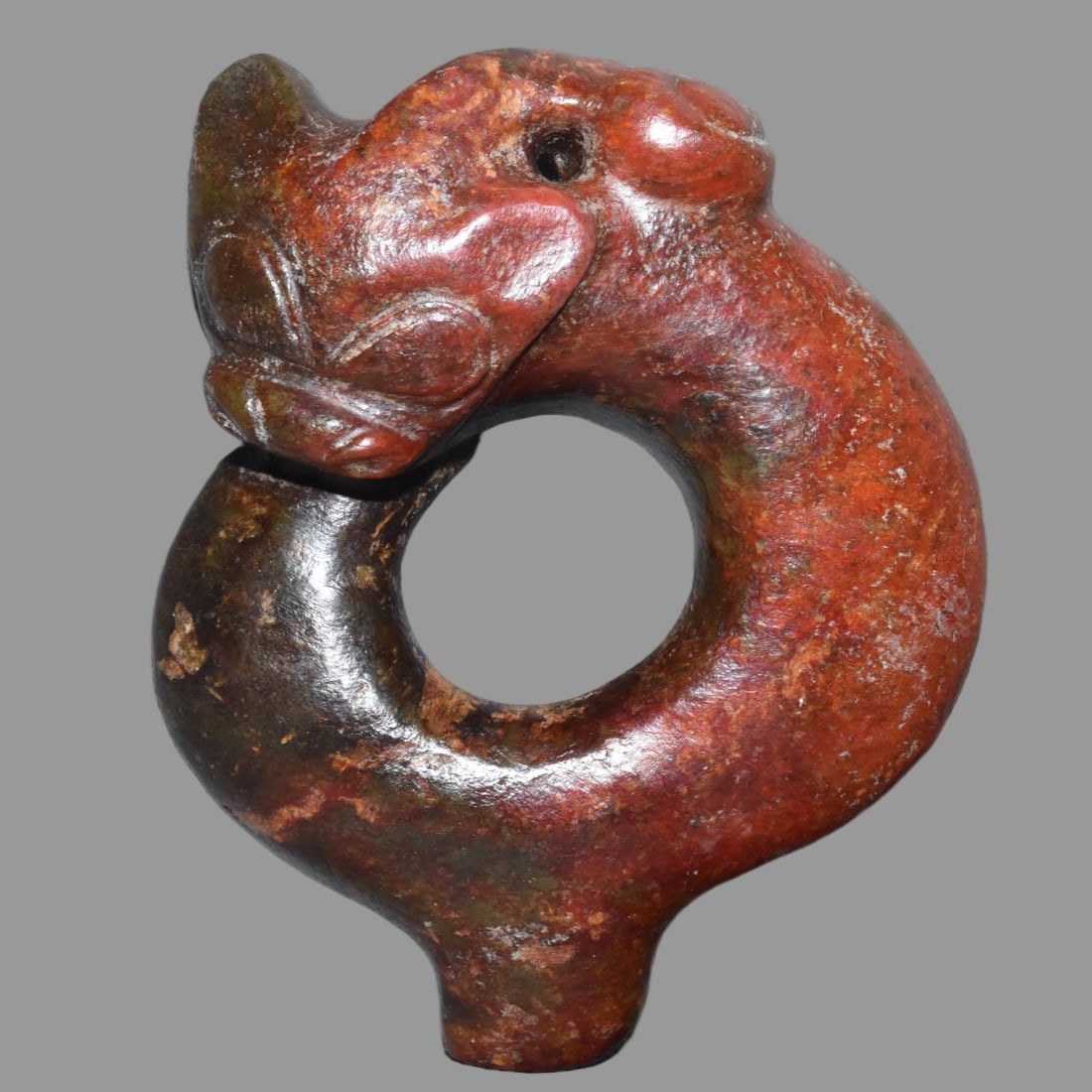 A Exquisite Hemoyu Dragon: A Exquisite Hemoyu Dragon,Ancient Time, China,Size:4.3inx5.1in,Weight:390g 河磨玉龙,远古时期