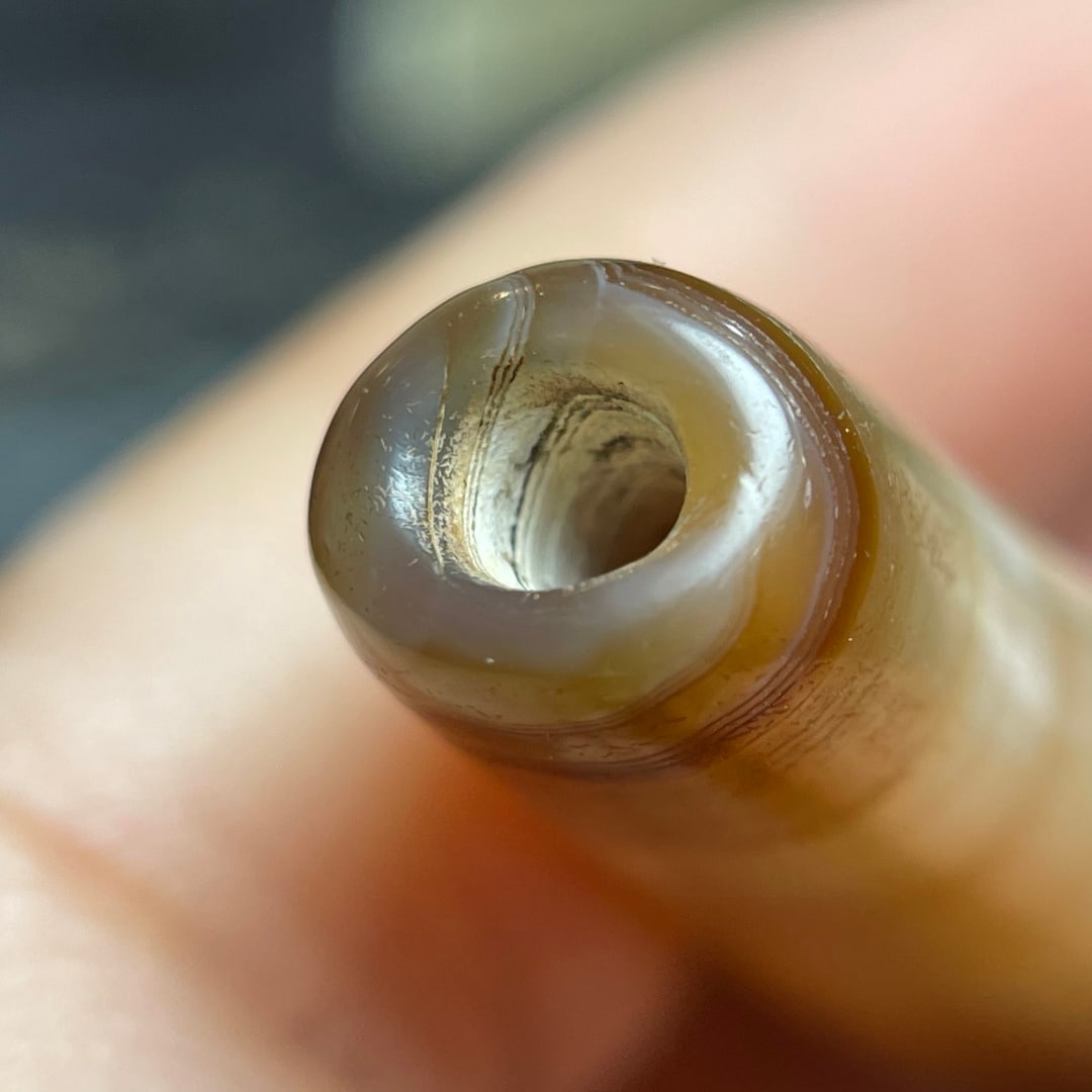 A Exquisite Horn Shape Dzi bead - 3
