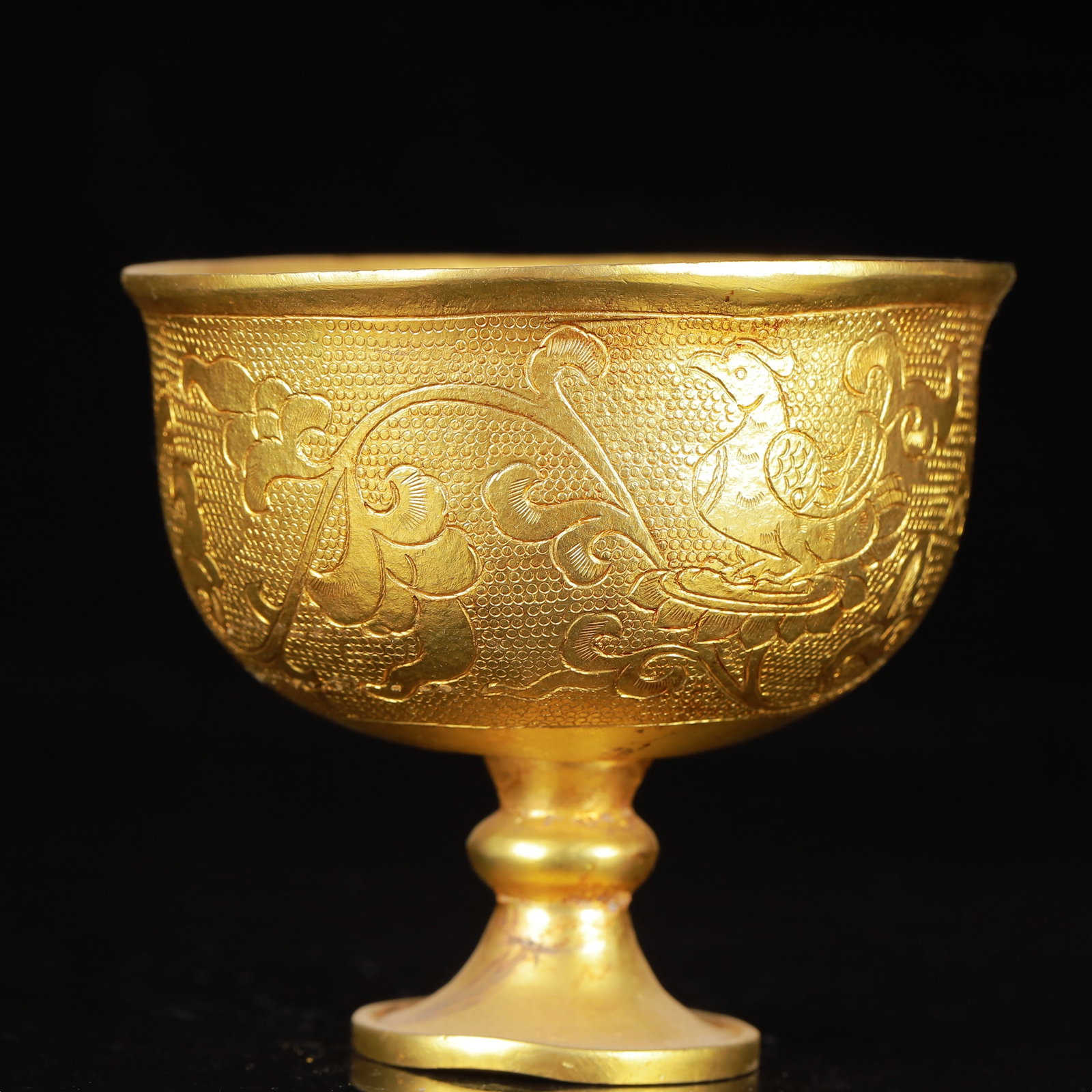 An Exquisite Gilt Bronze Phoenix Pattern Cup - 2