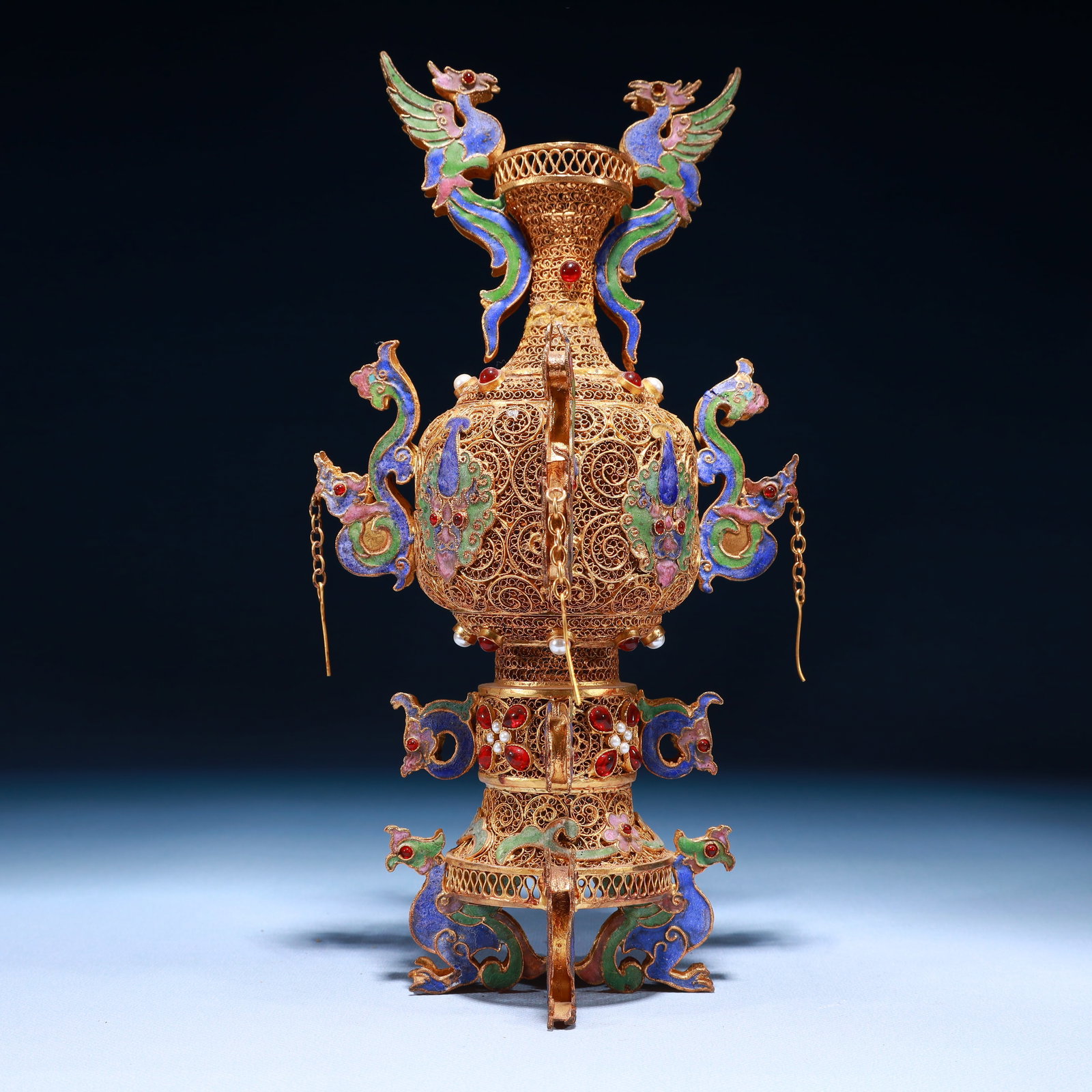 An Exquisite Filigree and Gilding Dragon Pattern Double-Ears Ornament,Inlaid Gems: An Exquisite Filigree and Gilding Dragon Pattern Double-Ears Ornament,Inlaid Gems,Qing Dynasty,China,Qianlong Four-character Mark,Size:5.5inx11in,Weight:550g 掐丝鎏金龙&#