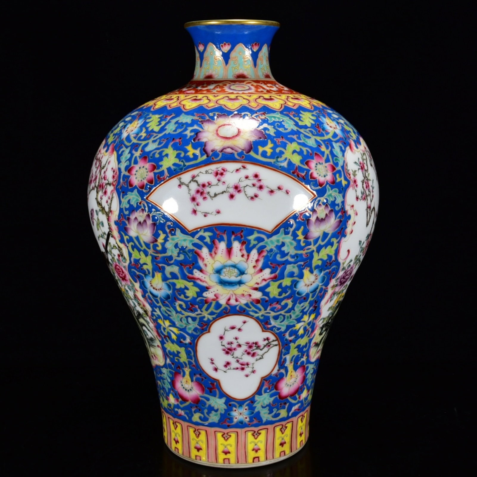 A Huge Enamel Flower and Bird Pattern Vase - 2
