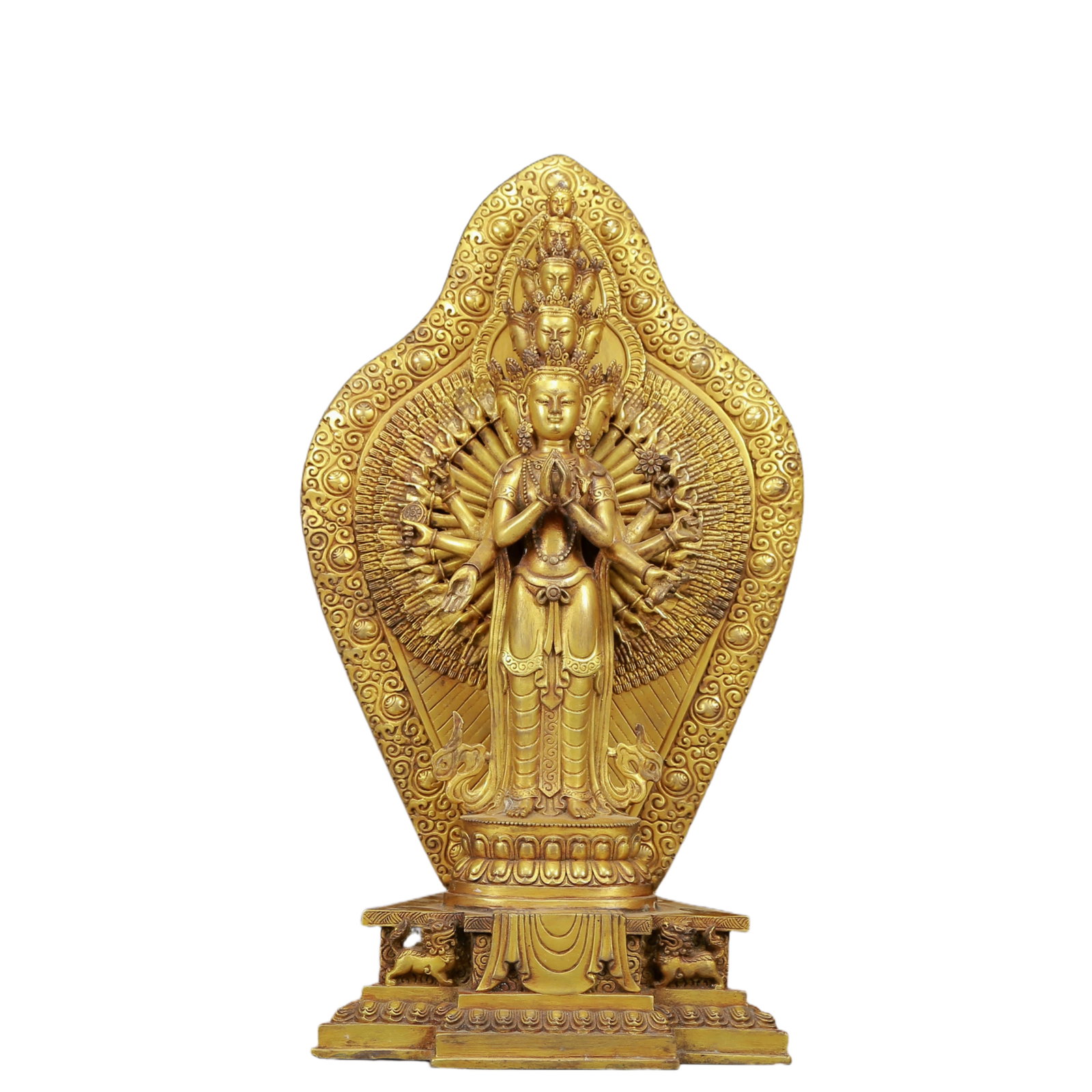 A Solemn Gilt Bronze Statue of Thousand-hand Guanyin: A Solemn Gilt Bronze Statue of Thousand-hand Guanyin,Ming Dynasty, China,Size:9.4inx4.7inx16.5in,Weight:6215g 铜鎏金千手观音像，明代