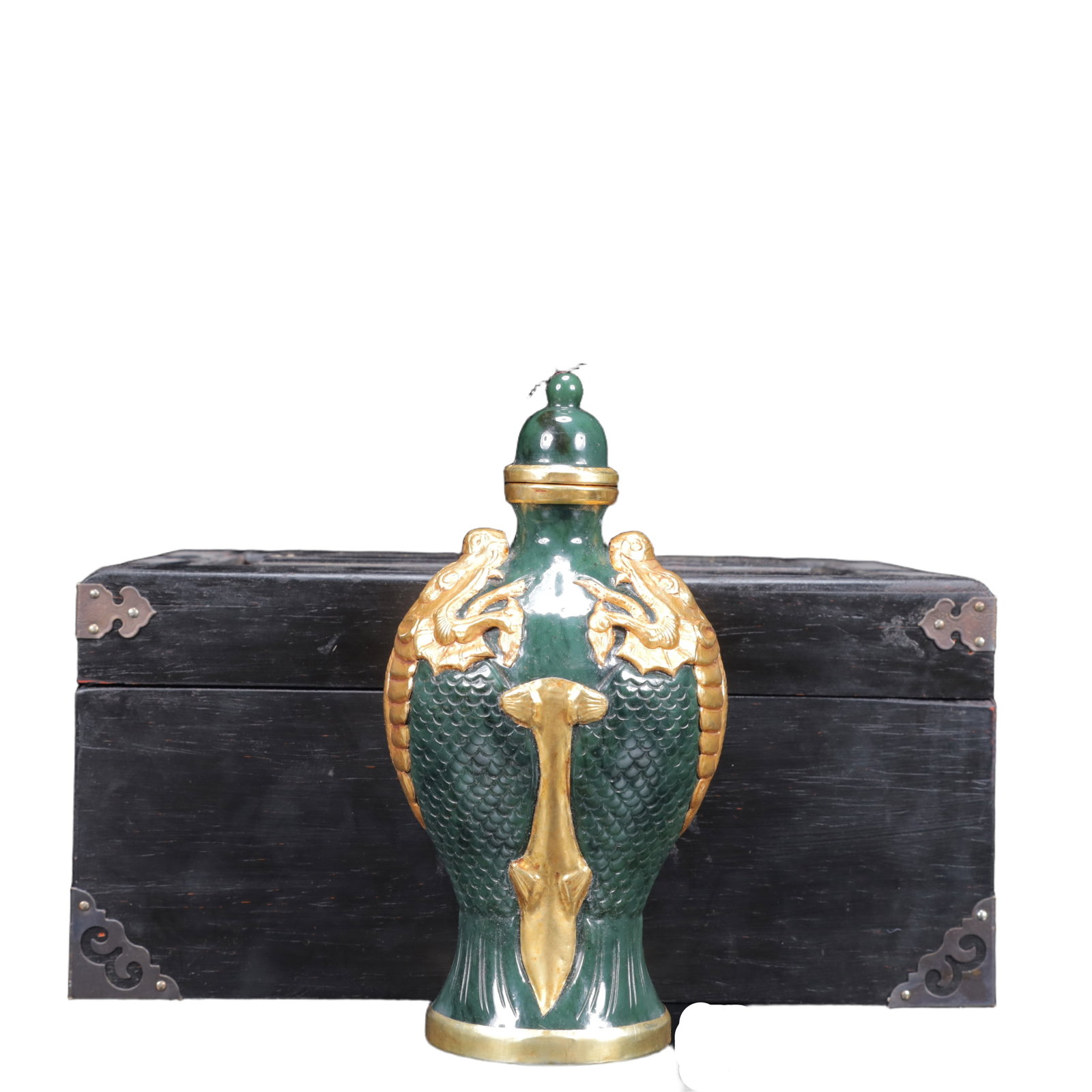 An Exquisite Jasper Cover with Gold Fish Pattern Beast-Ears Bottle: An Exquisite Jasper Cover with Gold Fish Pattern Beast-Ears Bottle,Qing Dynasty,China,Size:(Bottle)4.3inx2.8inx7.9in,(Box)11.4inx7.5inx5.5in,Weight:677g 碧玉包金鱼纹