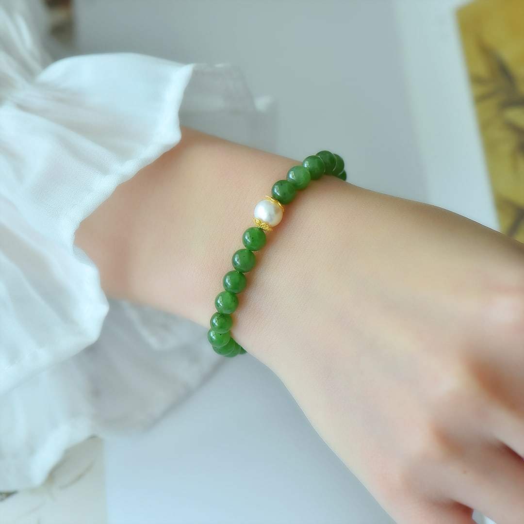 An Exquisite Jasper Bracelets - 2
