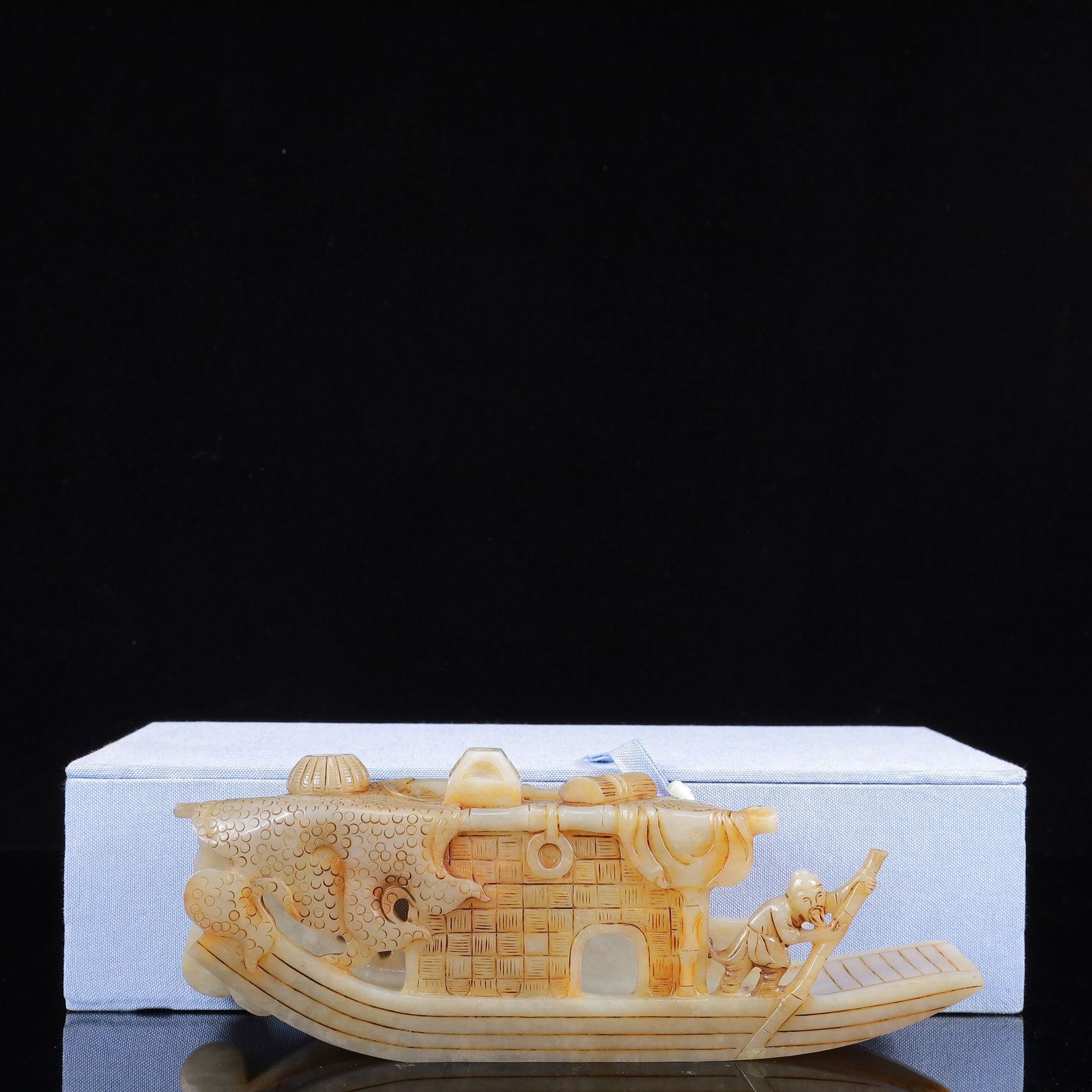 An Exquisite White Jade Character Boating Ornament: An Exquisite White Jade Character Boating Ornament,Qing Dynasty,China,Size:9.1inx2inx3.3in,Weight:632g 白玉人物划船摆件,中国清代