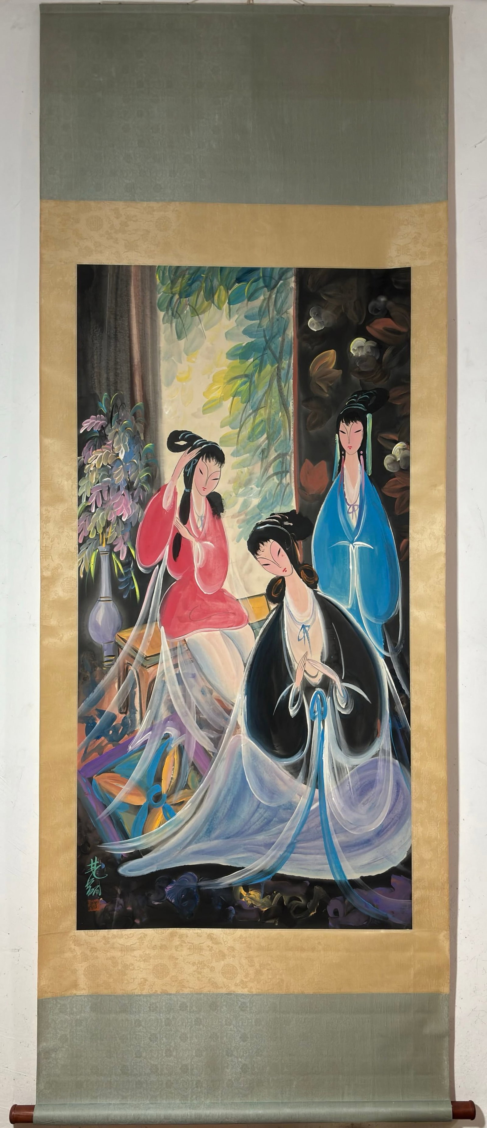 A Chinese Vertical Scroll Ink Painting of Woman on Paper,Lin Fengmian: A Chinese Vertical Scroll Ink Painting of Woman on Paper,Lin Fengmian,Size:(Without frame)53.5inx27in 一幅中国水墨仕女图立轴,林&