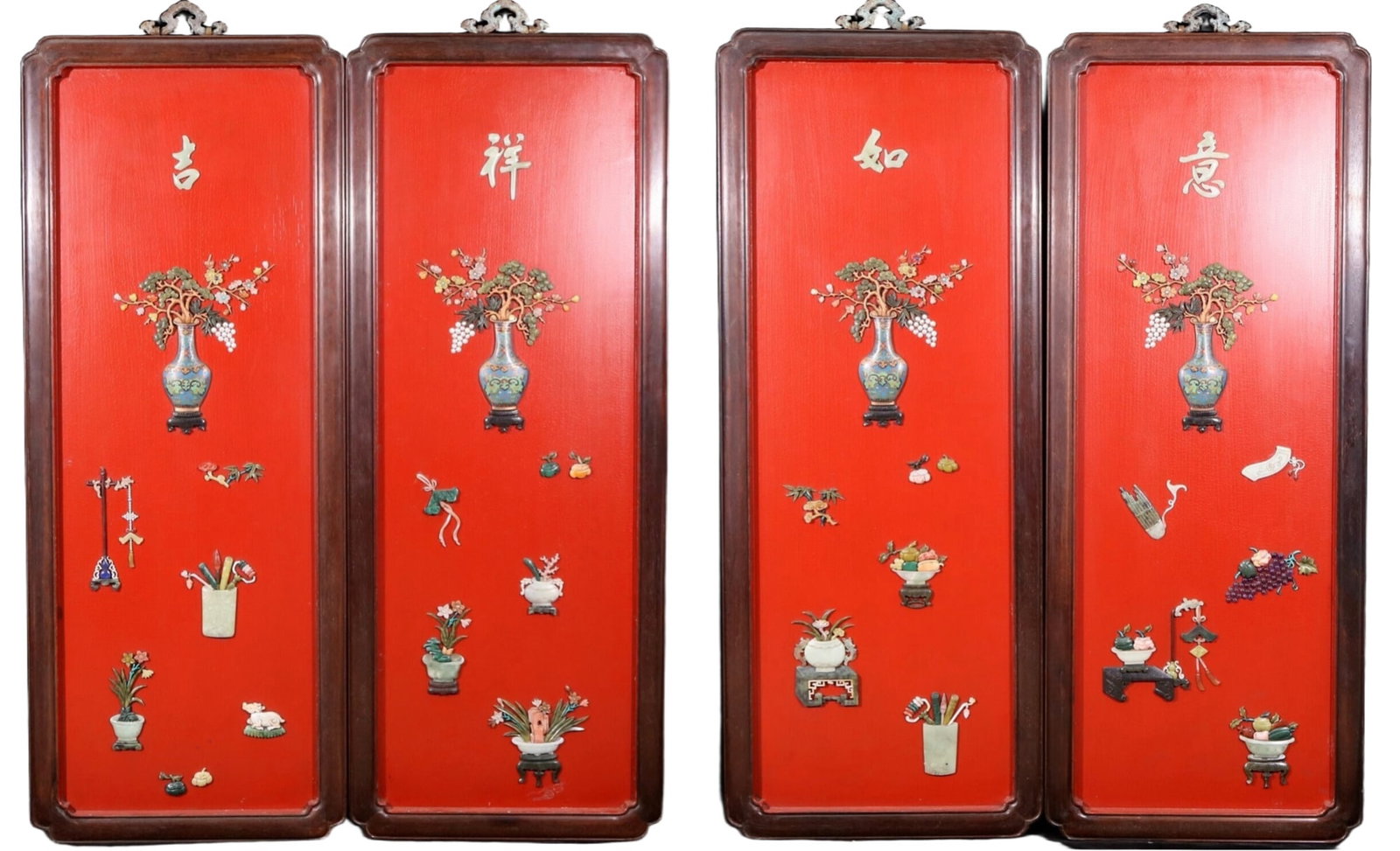 A set of exquisite zitanwood lacquered and inlaid gemstone vases with four hanging screens: A set of exquisite zitanwood painted and inlaid with gemstone vase patterns and four hanging screens. Qing Dynasty , China. this hanging screen is an exquisite work of art. It uses zitanwood as the ba