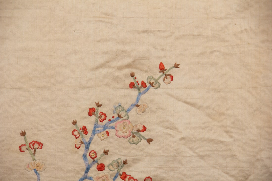 An Exquisite Embroidery Flower Pattern - 9