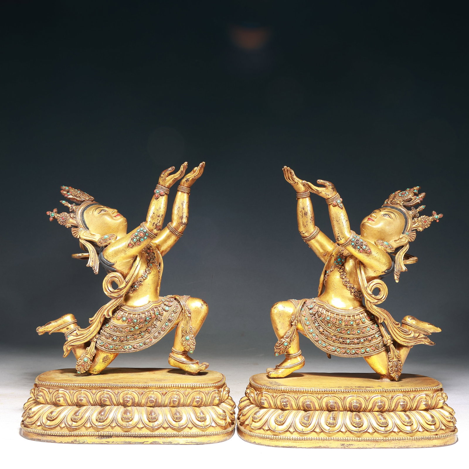 A Pair of Solemn Gilt Bronze Buddha Statue,Inlaid Turquoise (1 of 20)