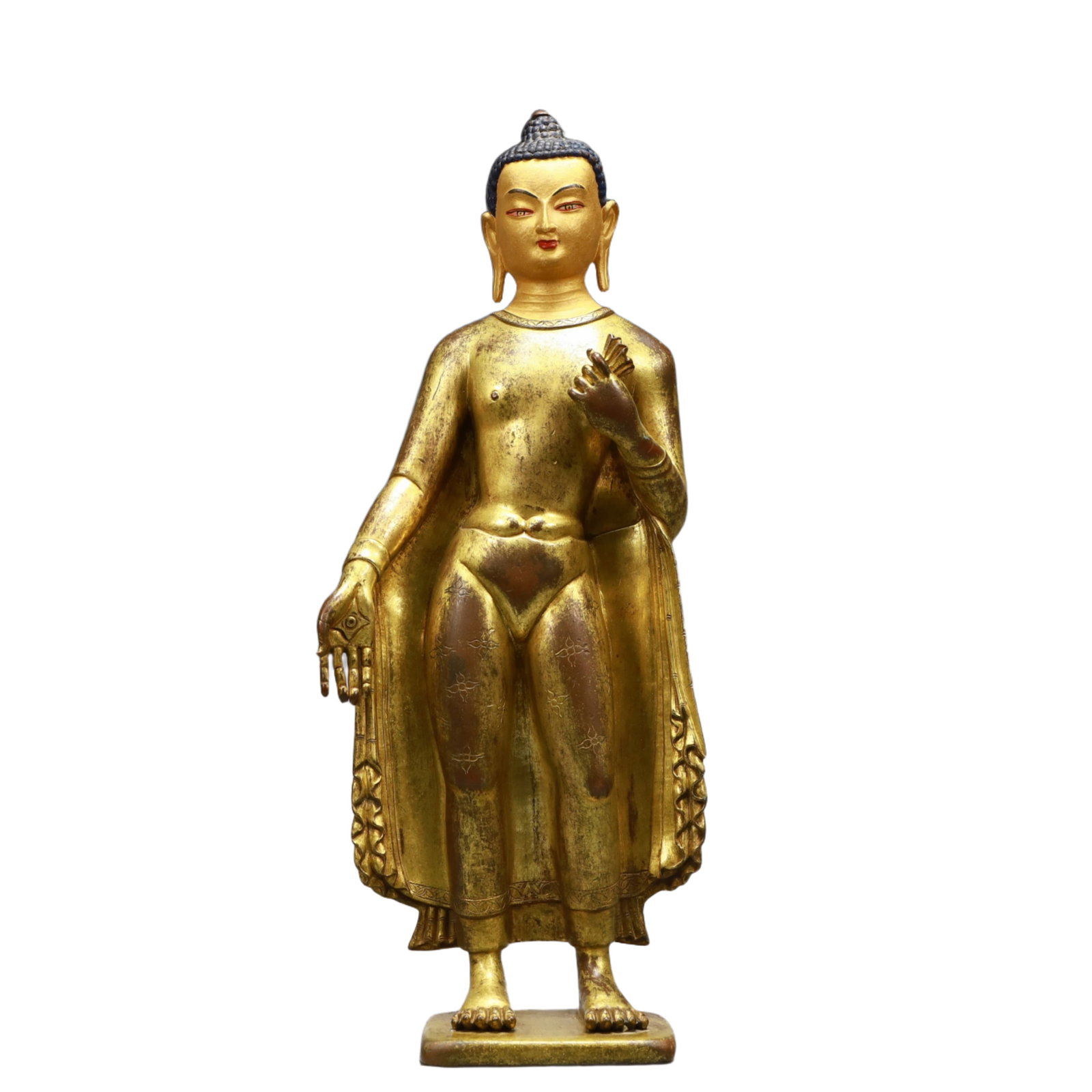 A Solemn Gilt Bronze Statue of Sakyamuni: A Solemn Gilt Bronze Statue of Sakyamuni,Ming Dynasty, China,Size:6.3inx2.8inx15in,Weight:4000g 铜鎏金释迦摩尼像,中国明代