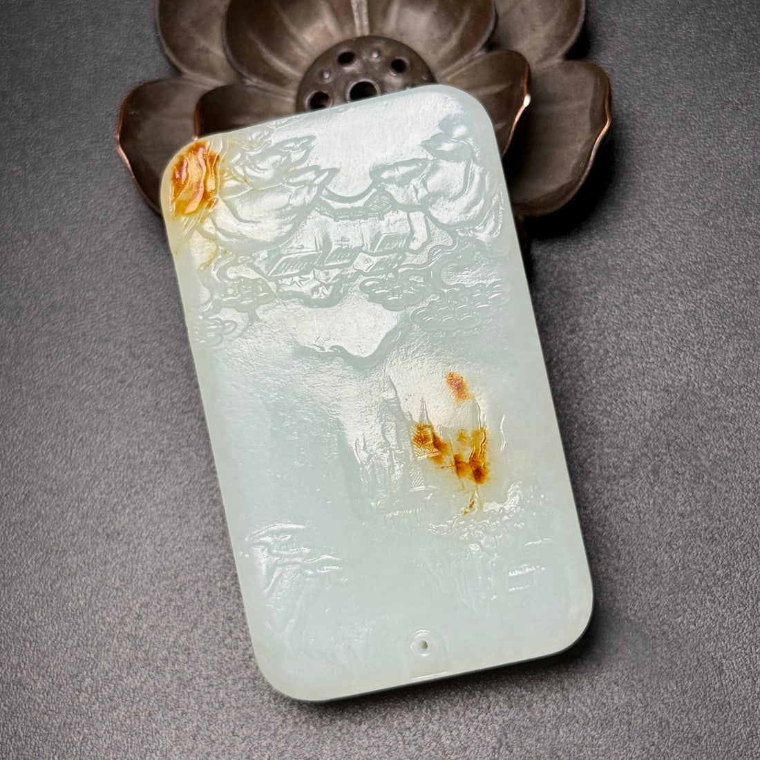 An Exquisite White Jade Landscape Pattern Pendant: An Exquisite White Jade Landscape Pattern Pendant,Qing Dynasty,China,Size:66mmx39mmx10mm,Weight:67g 白玉山水纹挂件,中国清代