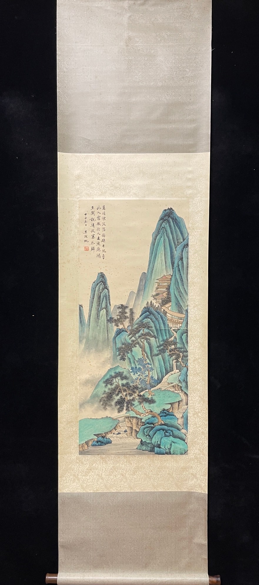 A Chinese Vertical Scroll Ink Painting of Landscape on Paper,Wu Hufan: A Chinese Vertical Scroll Ink Painting of Landscape on Paper,Wu Hufan,Size:15.7inx37in 一幅中国水墨山水画立轴,吴湖帆