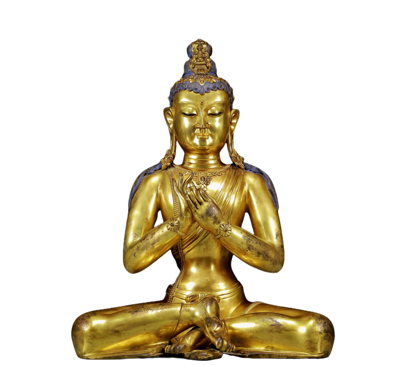 A Solemn Gilt Bronze Statue of Avalokitesvara: A Solemn Gilt Bronze Statue of Avalokitesvara,Ming Dynasty, China,Size:16.9inx12.6inx22.8in,Weight:60.80kg 铜鎏金观音像，明代
