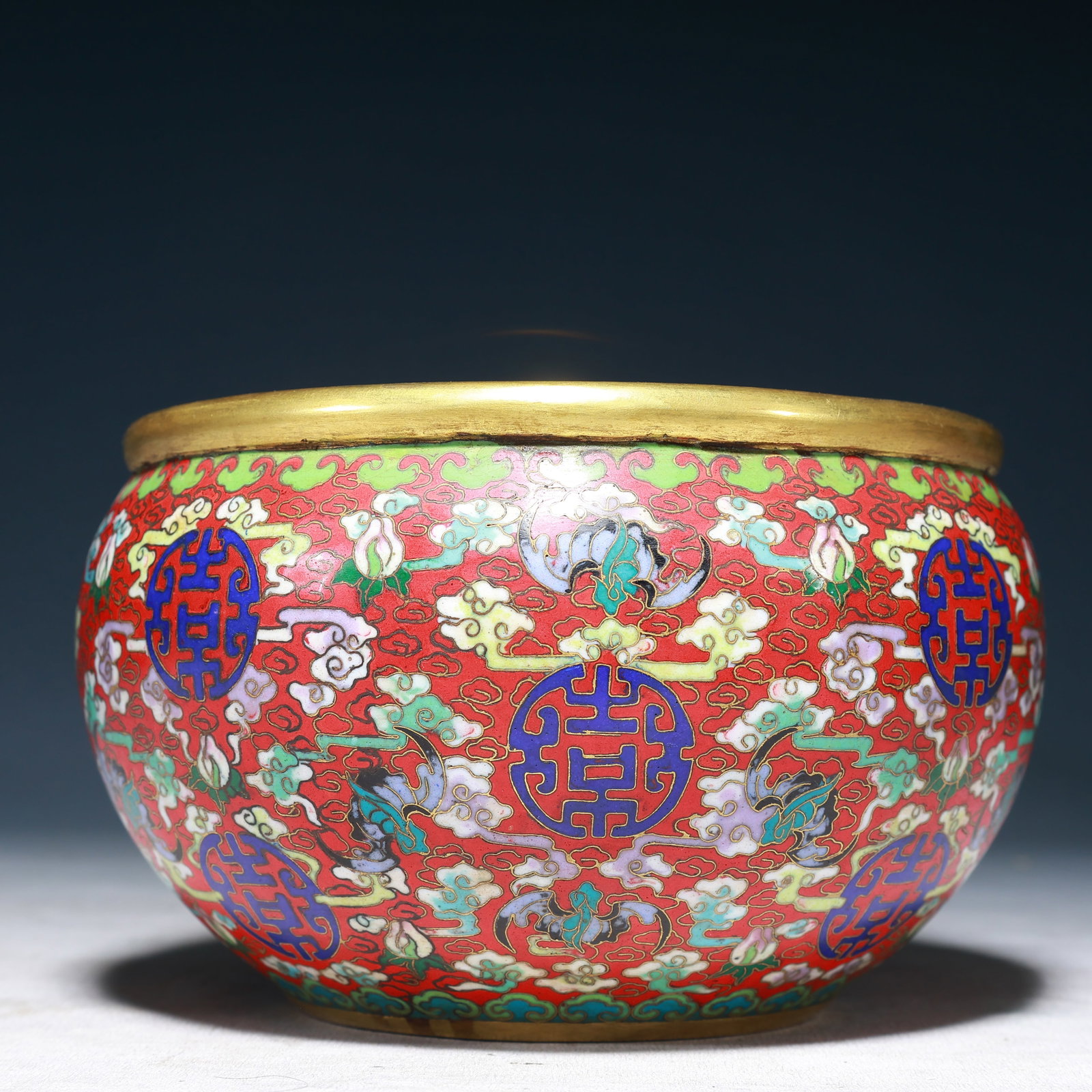 An Exquisite Cloisonne Auspicious Cloud,Bats and Peach Pattern Jar - 3