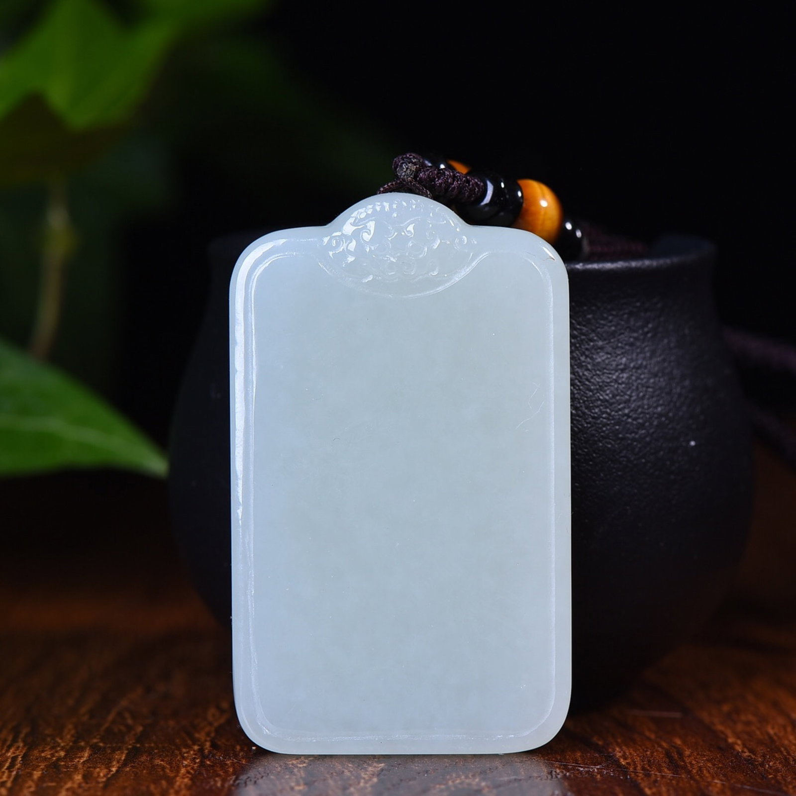 An Exquisite White Jade Pendant: An Exquisite White Jade Pendant,Size:34mmx52mm (寓意)寓意吉祥 ,平安, 白玉吊坠
