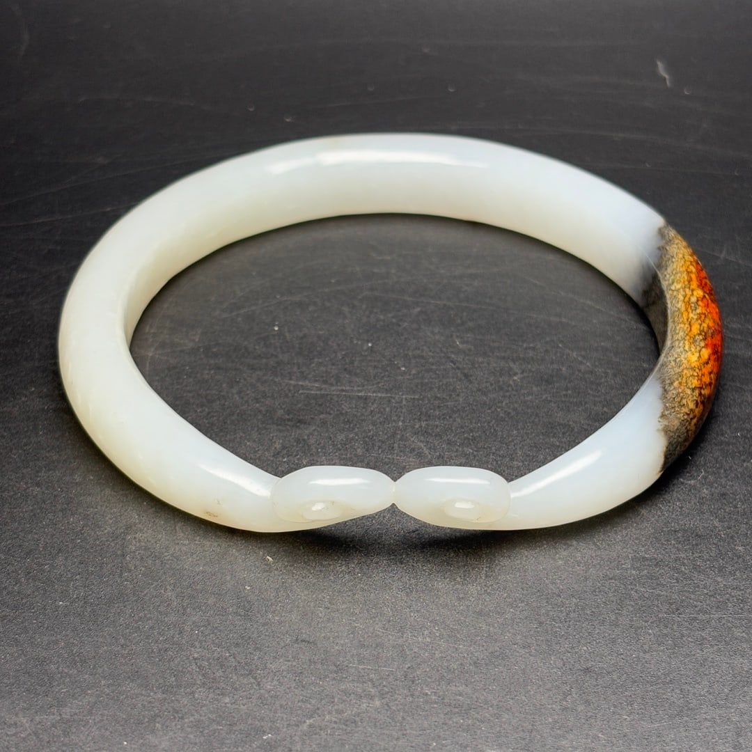 An Exquisite White Jade Bracelets (1 of 7)