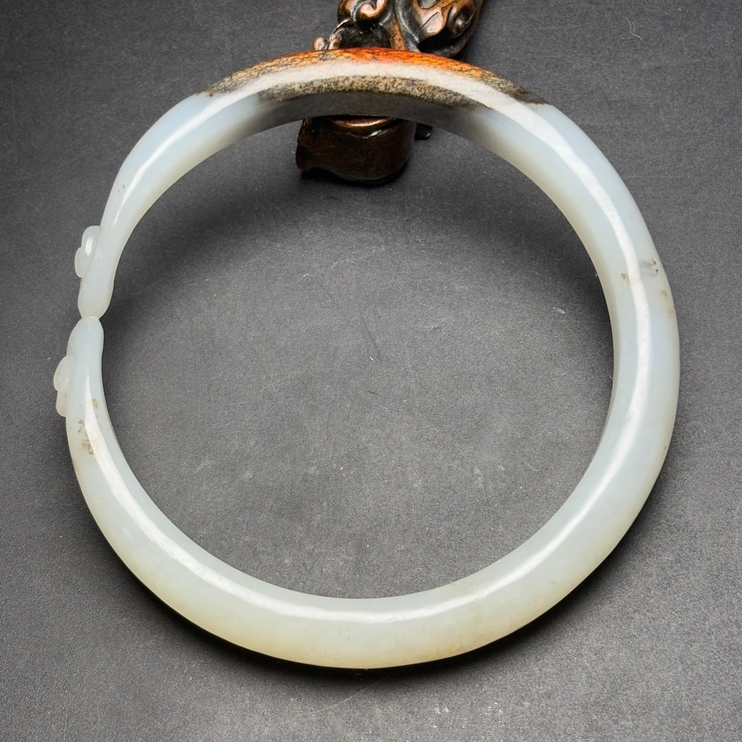 An Exquisite White Jade Bracelets - 5