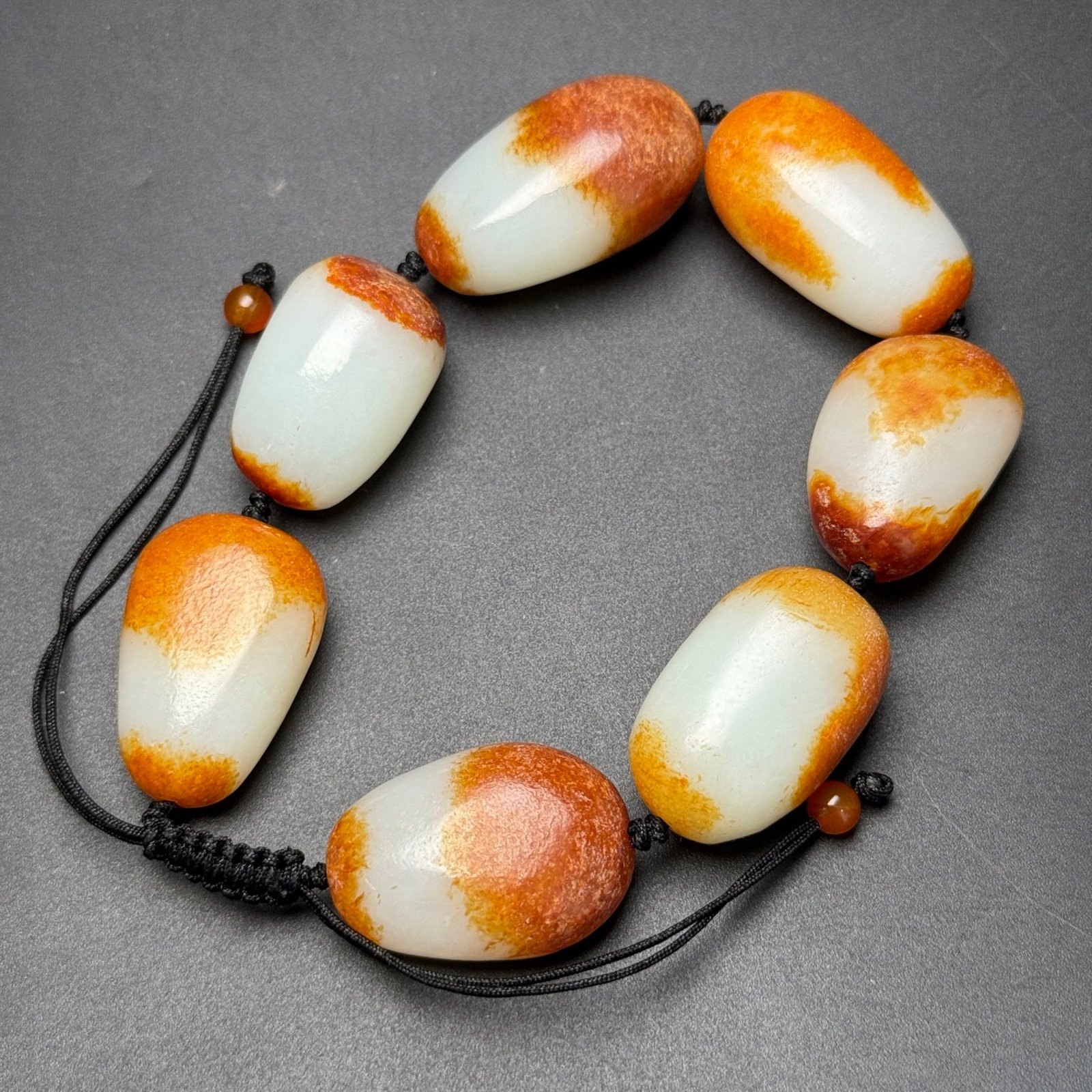 An Exquisite White Jade Bracelets - 2