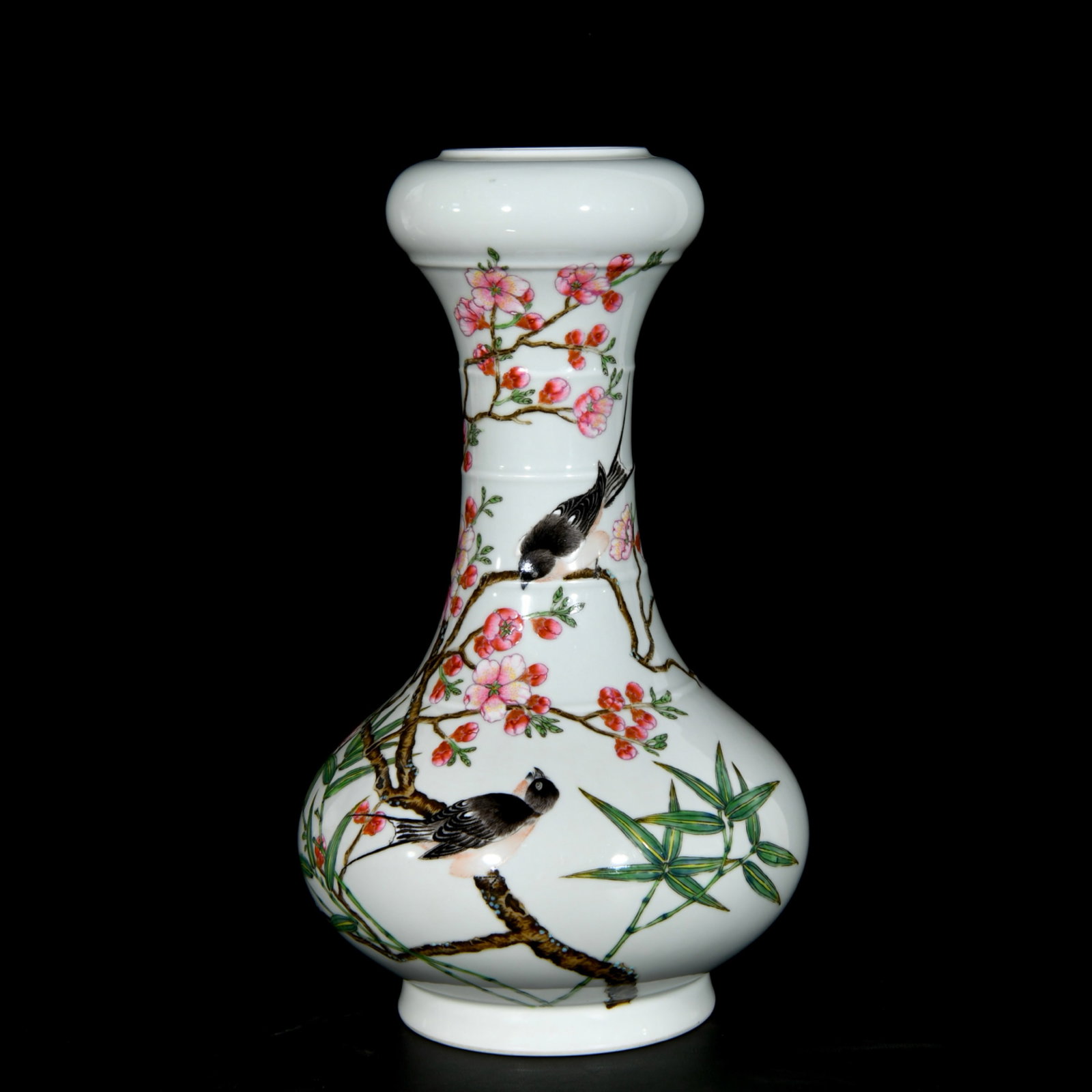 A Rare Famille-Rose Flower and Bird Pattern Vase: A Rare Famille-Rose Flower and Bird Pattern Vase,Qing Dynasty, China,Yongzheng Six-character Mark,Size:13.4inx7.5in