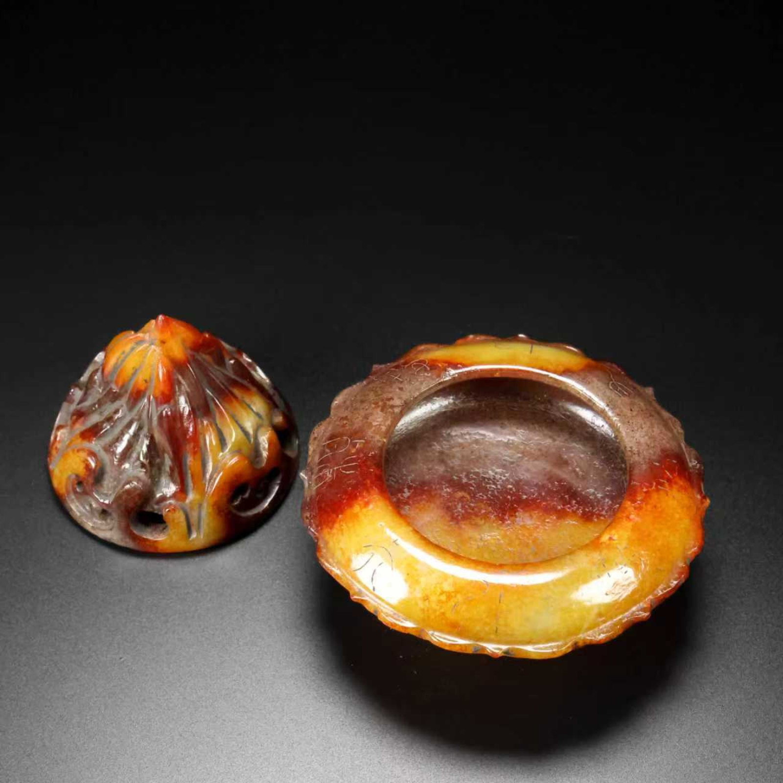 An Exquisite White Jade Censer,With Inscription: An Exquisite White Jade Censer,With Inscription,Qing Dynasty,China,Size:3.9inx3.9inx3.9in,Weight:343g 白玉香炉,带铭文,中国清代