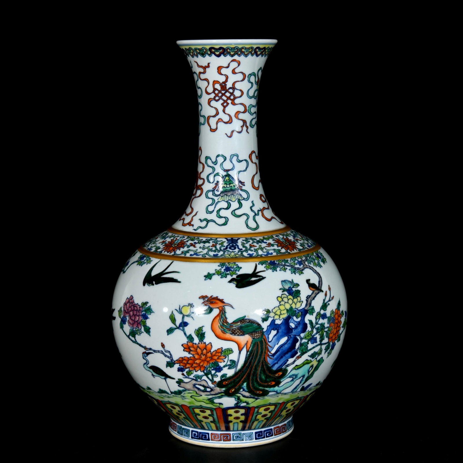 A Rare Wucai Painted Gold Flower and Bird Pattern Vase: A Rare Wucai Painted Gold Flower and Bird Pattern Vase,Qing Dynasty, China,Yongzheng Six-character Mark,Size:15inx9.4in 五彩描金花鸟纹瓶,中国