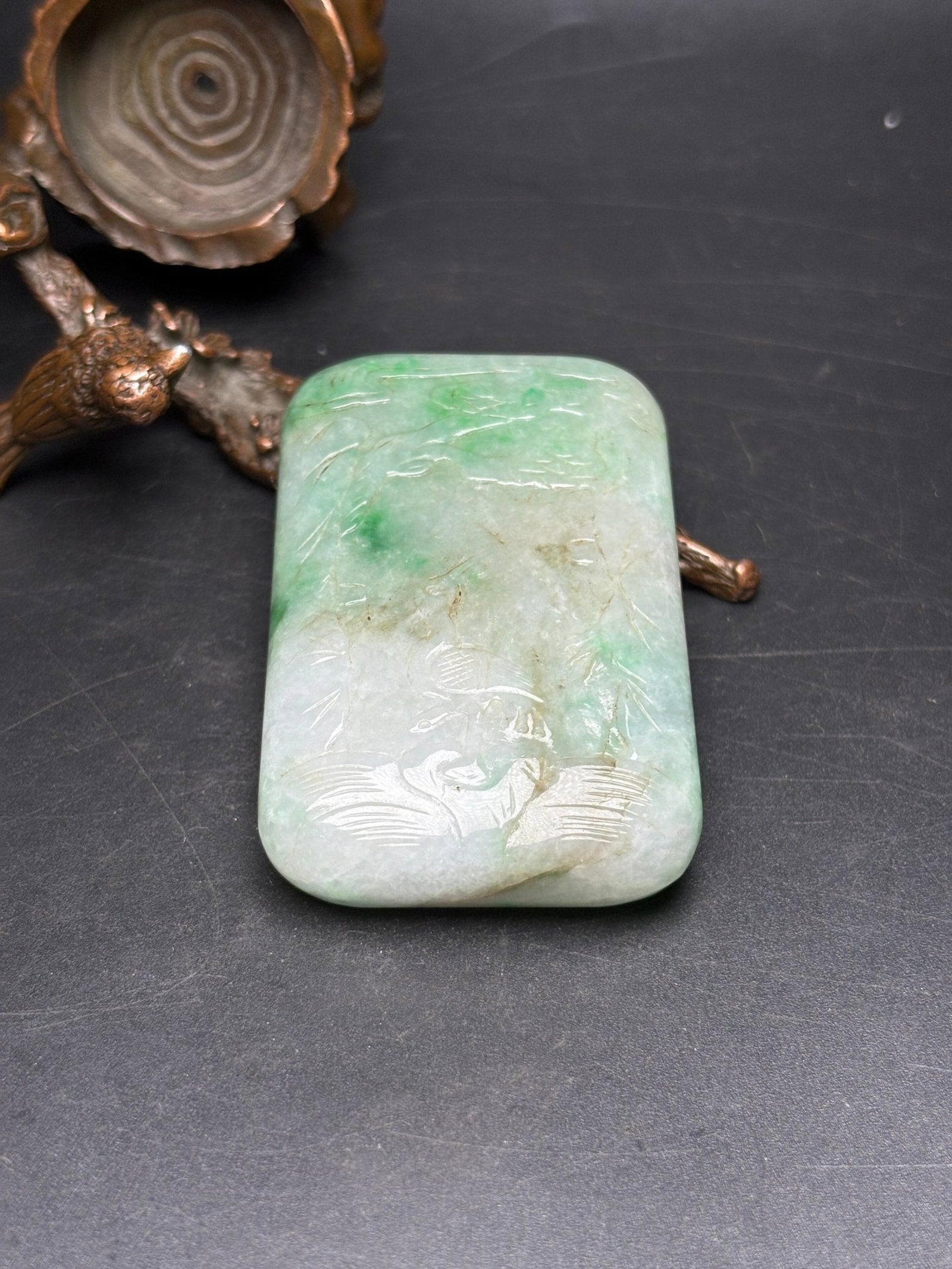 An Exquisite Jadeite Figure Pattern Pendant - 5