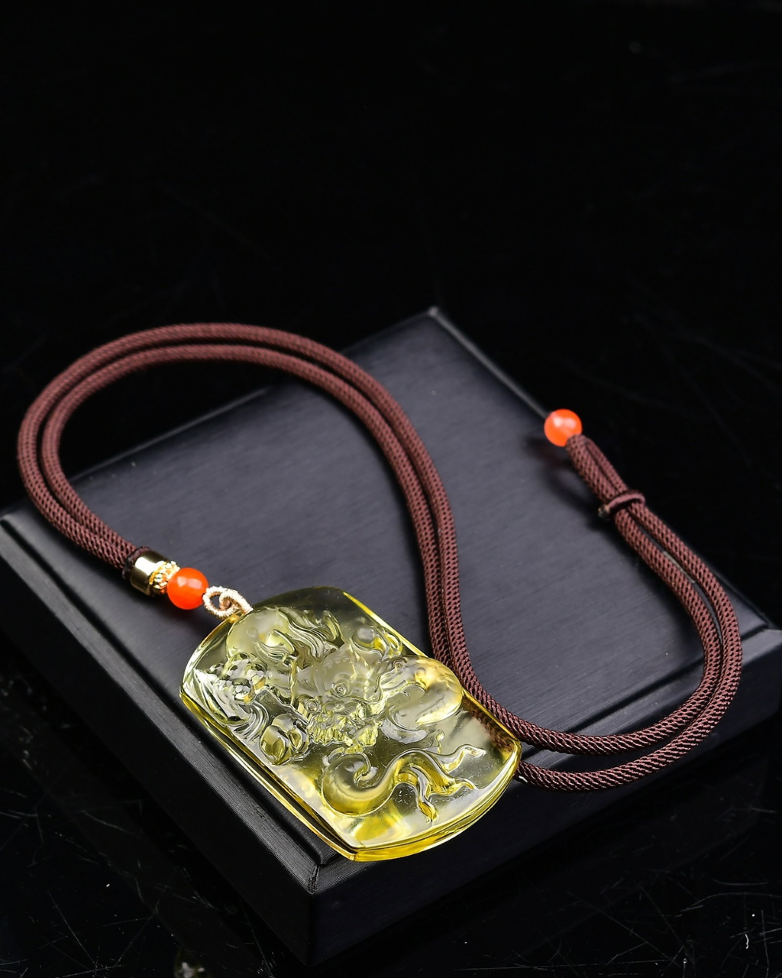 An Exquisite Crystal Dragon Pattern Pendant - 5