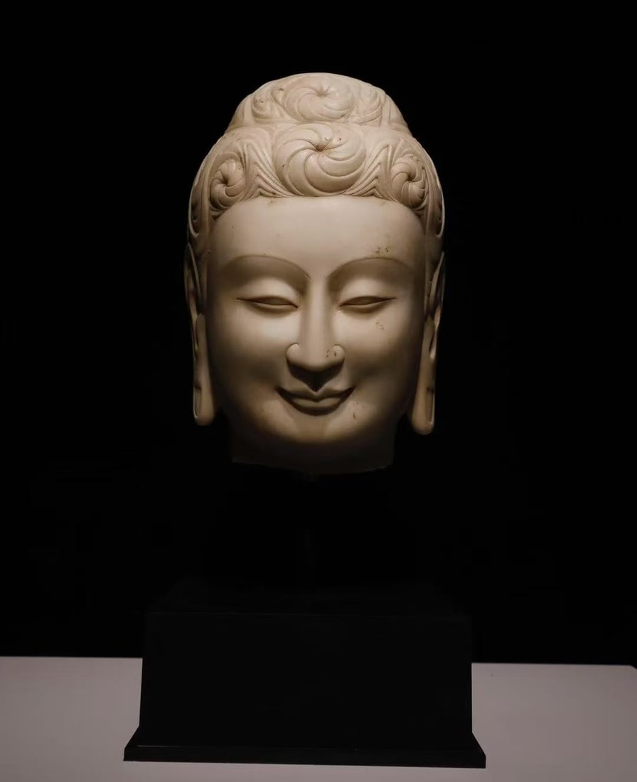 A Solemn Marble Painted Color Buddha Statue-Head Ornament: A Solemn Marble Painted Color Buddha Statue-Head Ornament,N.Wei , China,Size:15in 一尊庄严的汉白玉彩绘佛头像摆ߥ