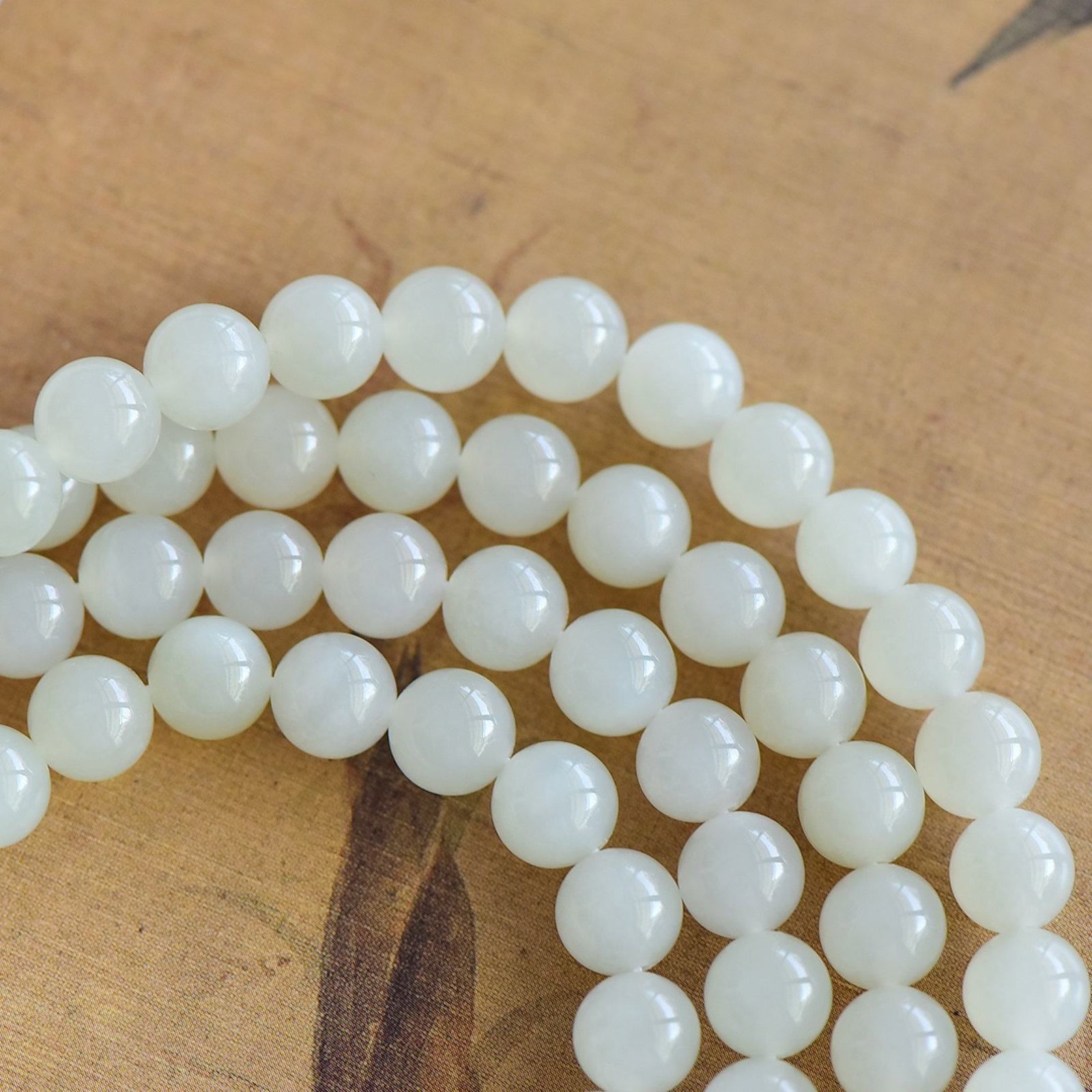 An Exquisite White Jade Bracelets - 2