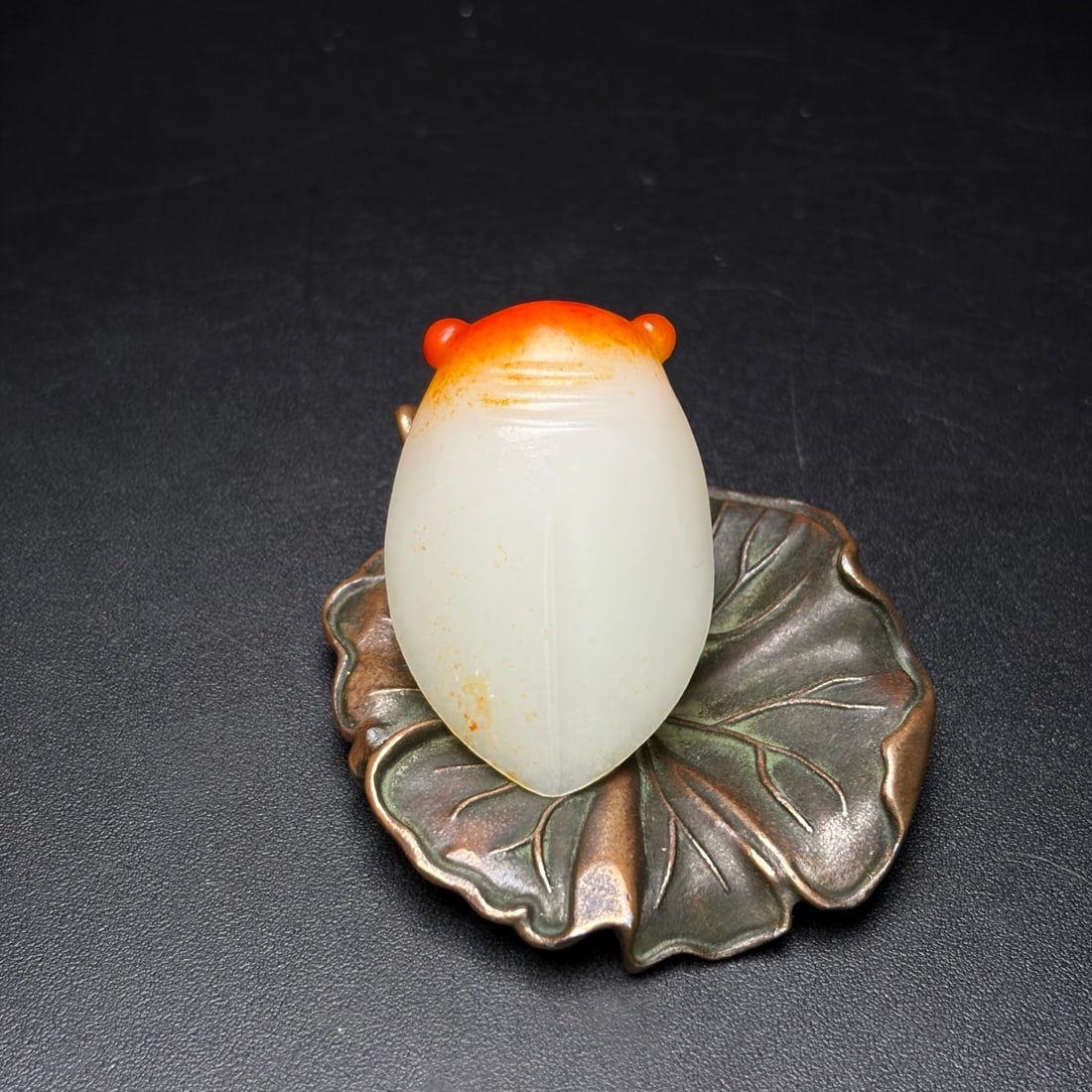 An Exquisite White Jade Cicada Pendant: An Exquisite White Jade Cicada Pendant,Qing Dynasty,China,Size:39mmx27mmx12mm,Weight:16g 白玉蝉挂件,中国清代