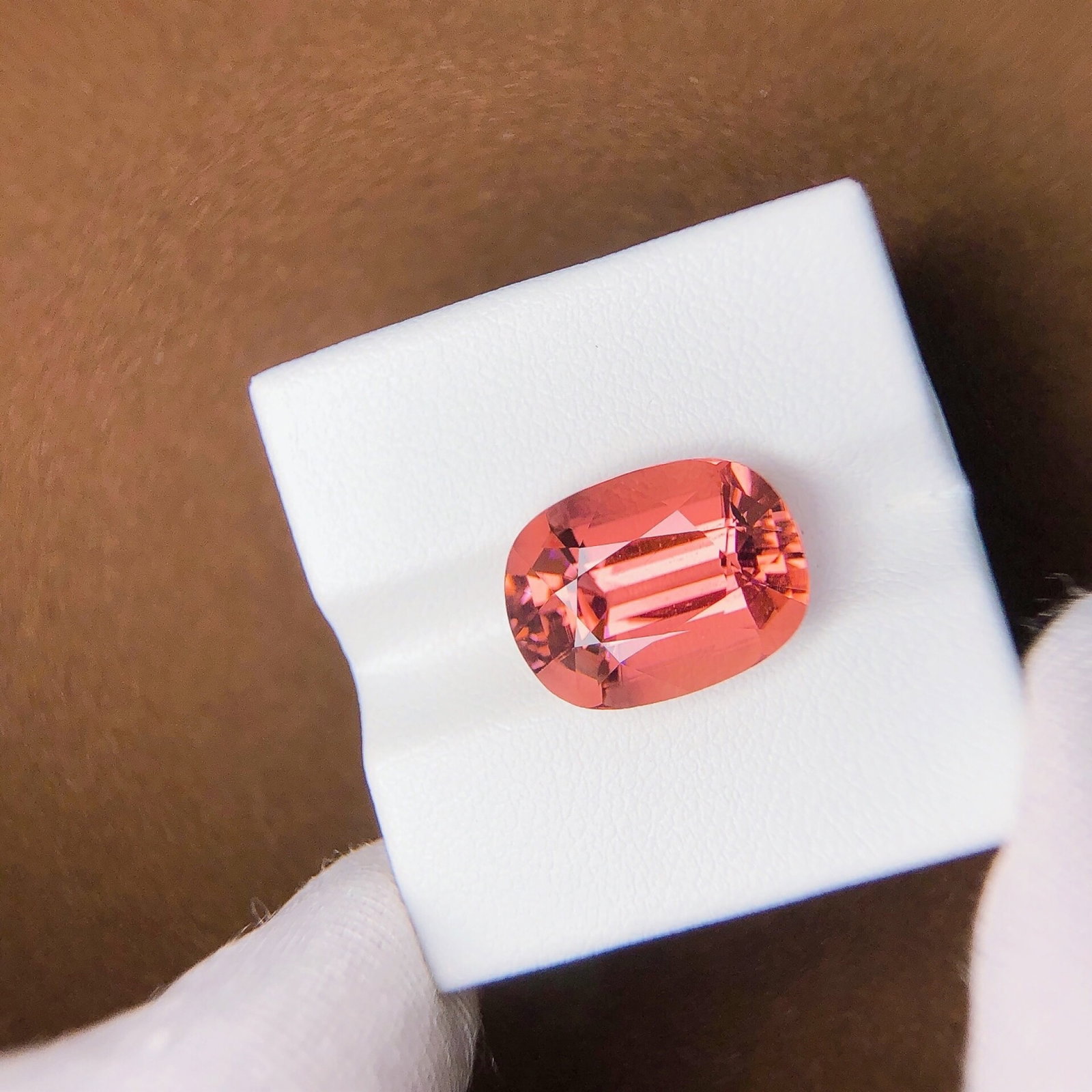 8.09Ctw Natural Tourmaline Loose: 8.09Ctw Natural Tourmaline Loose,Size:14.3mmx10.6mmx7.6mm 8.09Ctw天然碧玺裸石