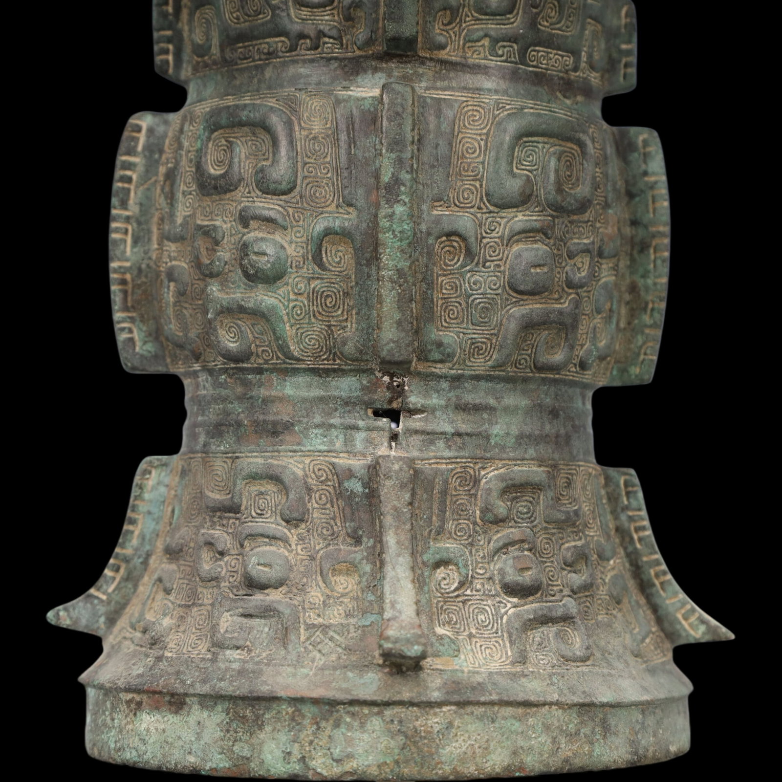 A Rare Bronze Beast-Face Pattern Vase - 3