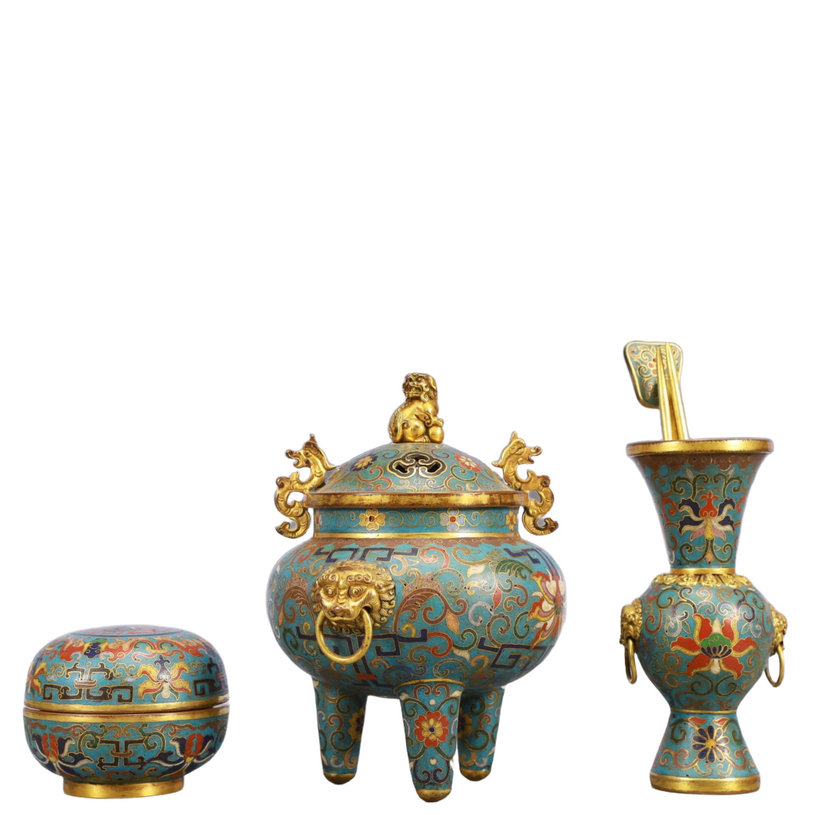 A Set of Fine Cloisonne Ornament: A Set of Fine Cloisonne Ornament,Qing Dynasty, China,Size:5.1inx6.7in,Weight:1300g 一套景泰蓝摆件,中国清代