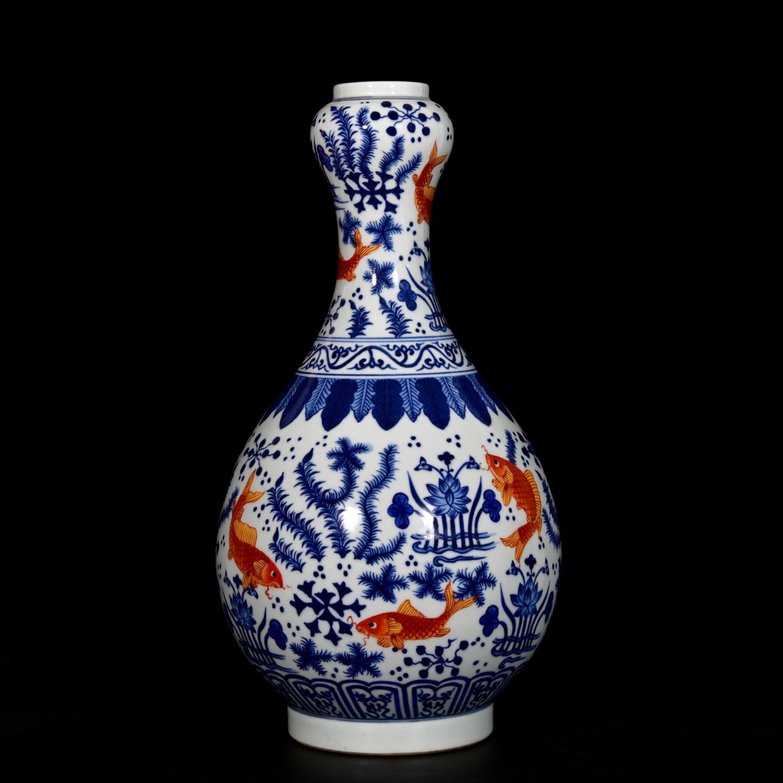 A Huge Blue and White Iron-Red Glazed Hornwort Pattern Vase: A Huge Blue and White Iron-Red Glazed Hornwort Pattern Vase,Ming Dynasty, China,Jiajing Six-character Mark,Size:16.5inx8.7in 青花矾红釉鱼藻纹瓶,&#
