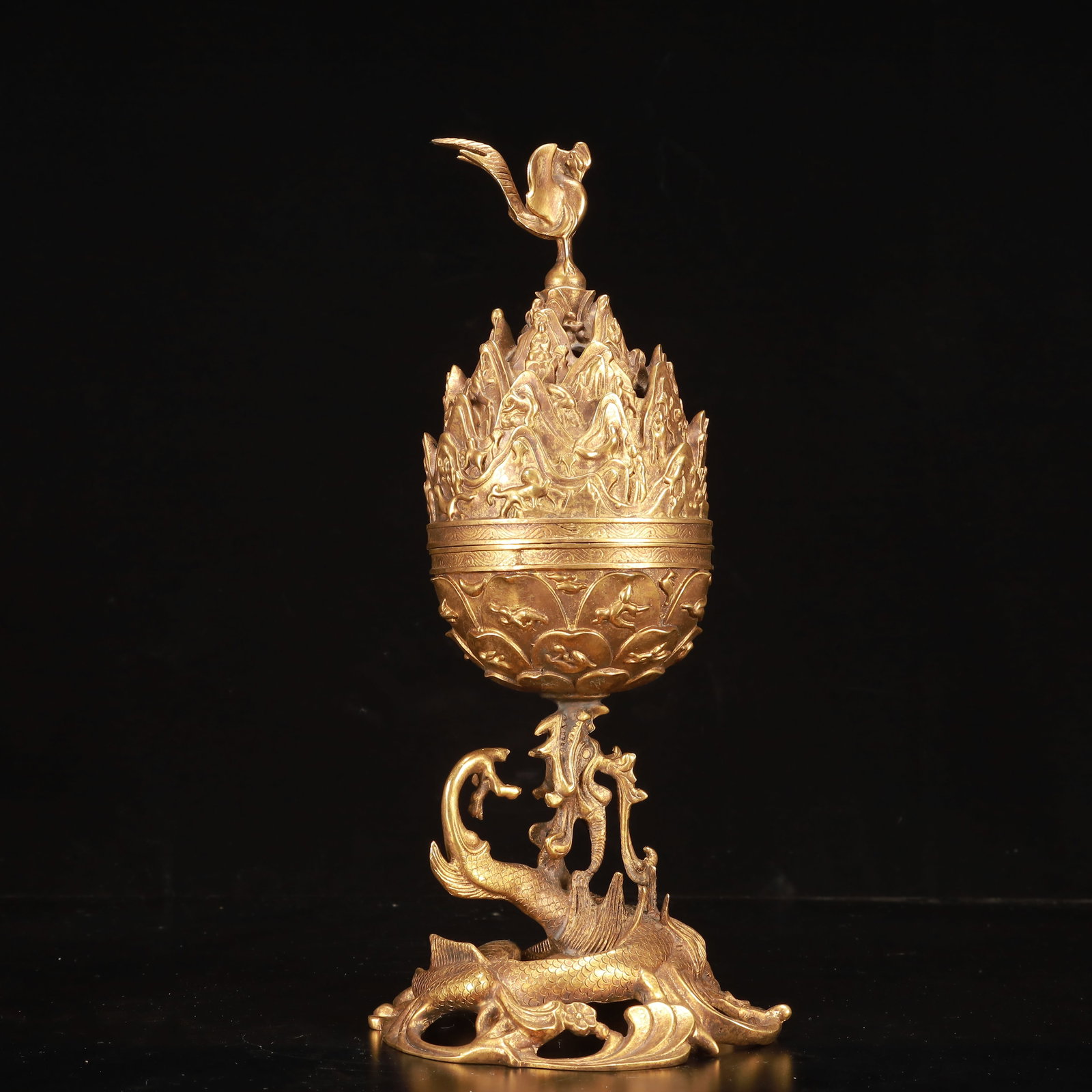A Rare Gilt Bronze Auspicious Beast Pattern Censer: A Rare Gilt Bronze Auspicious Beast Pattern Censer,Qing Dynasty, China,Size:6.3inx14.6in,Weight:2150g 铜鎏金瑞兽纹香炉,中国清代