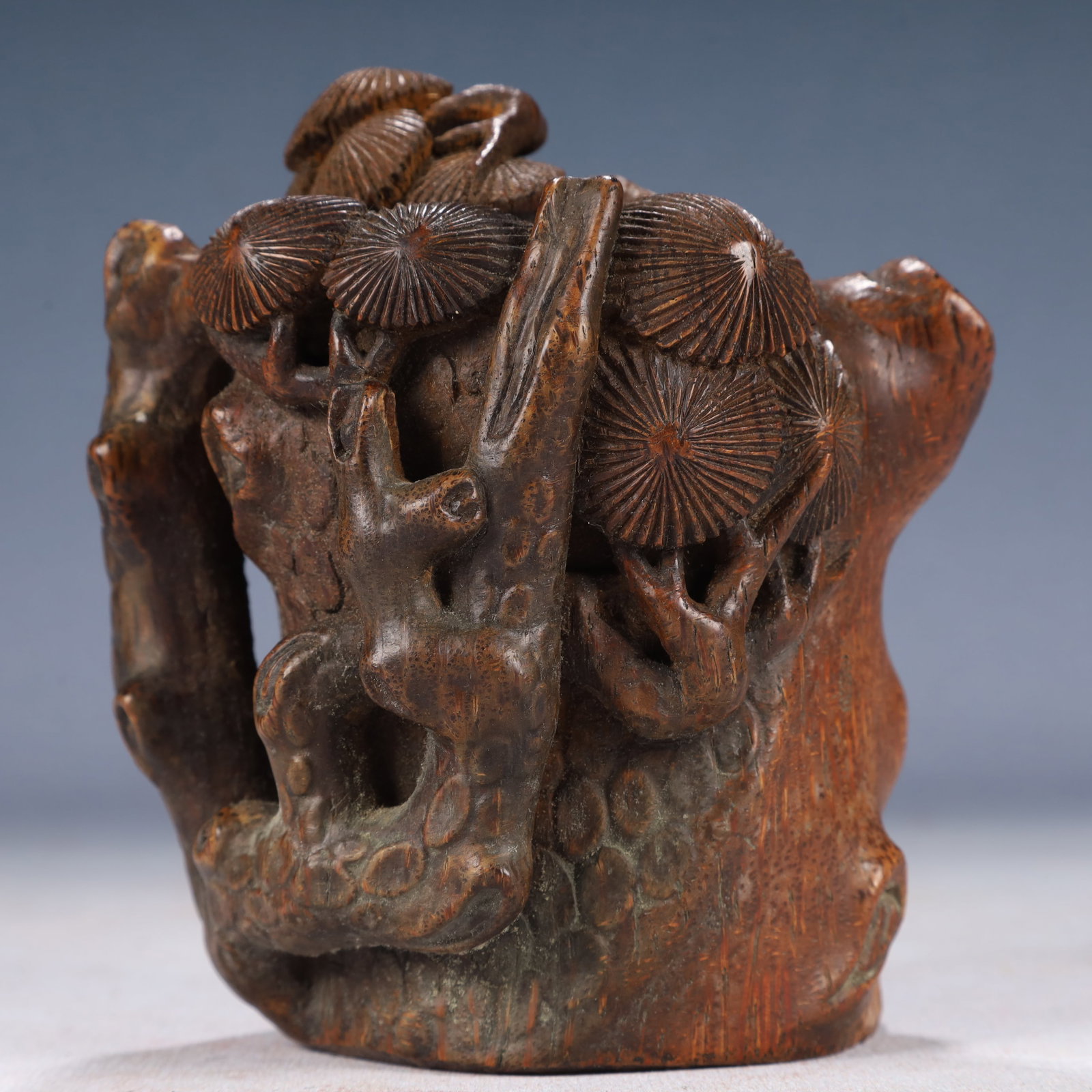 An Exquisite Bamboo Pine Pattern Teapot: An Exquisite Bamboo Pine Pattern Teapot,Qing Dynasty, China,Size:4.3inx3.9inx5.1in,Weight:250g 竹雕松树纹茶壶,中国清代