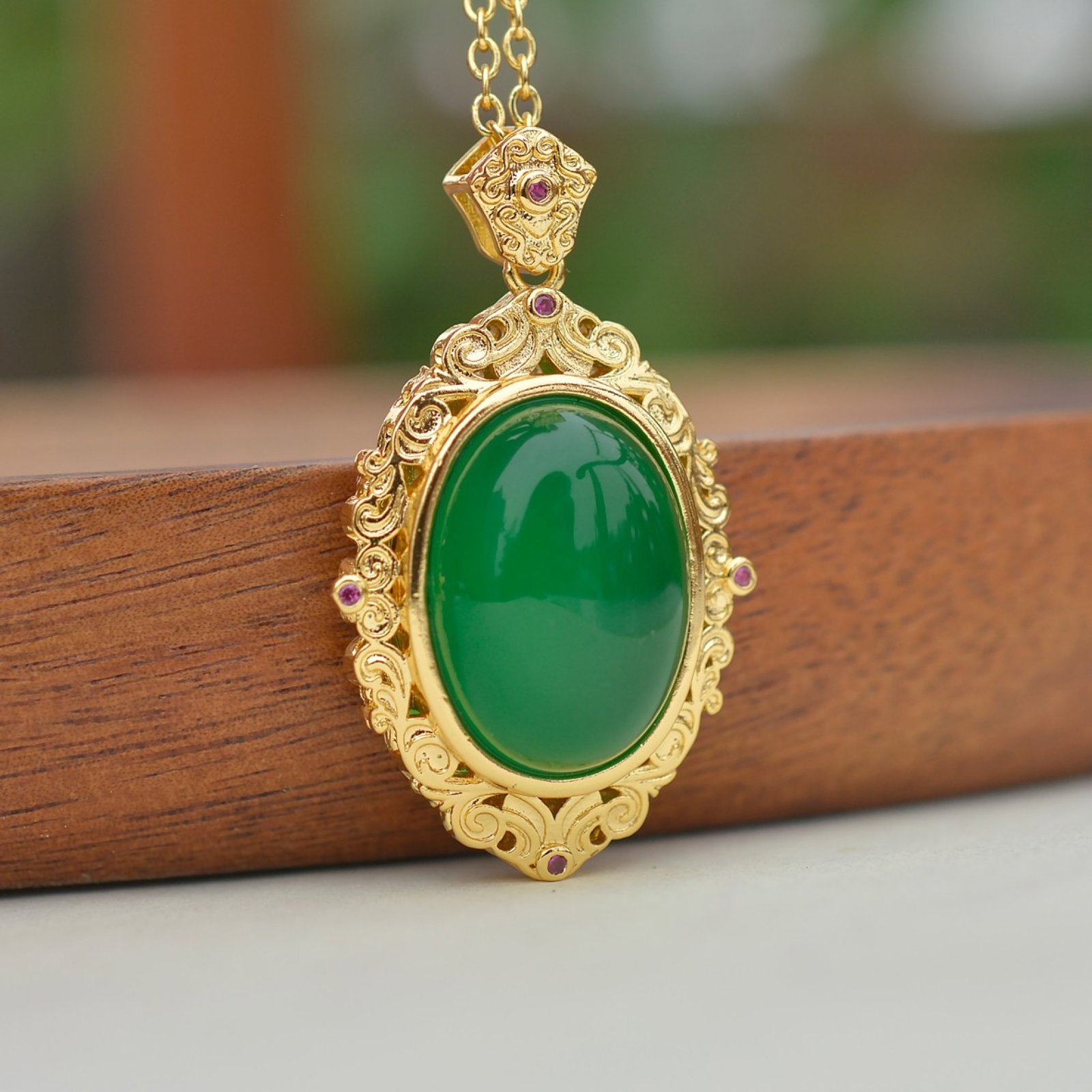 An Exquisite Pendant - 4