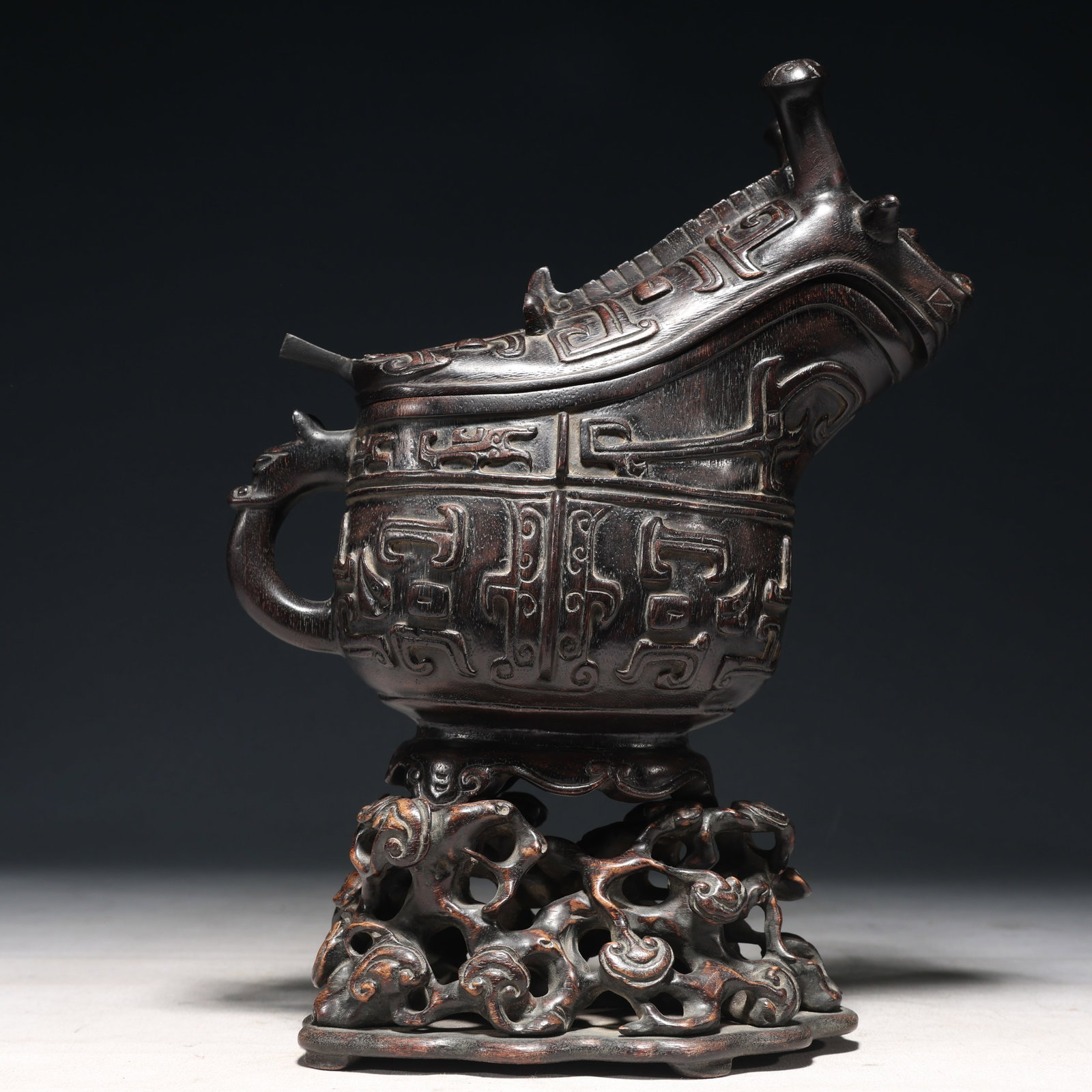 An Exquisite Eaglewood Beast-Face Pattern Beast-Shaped Cup with Cover,With Base (1 of 16)