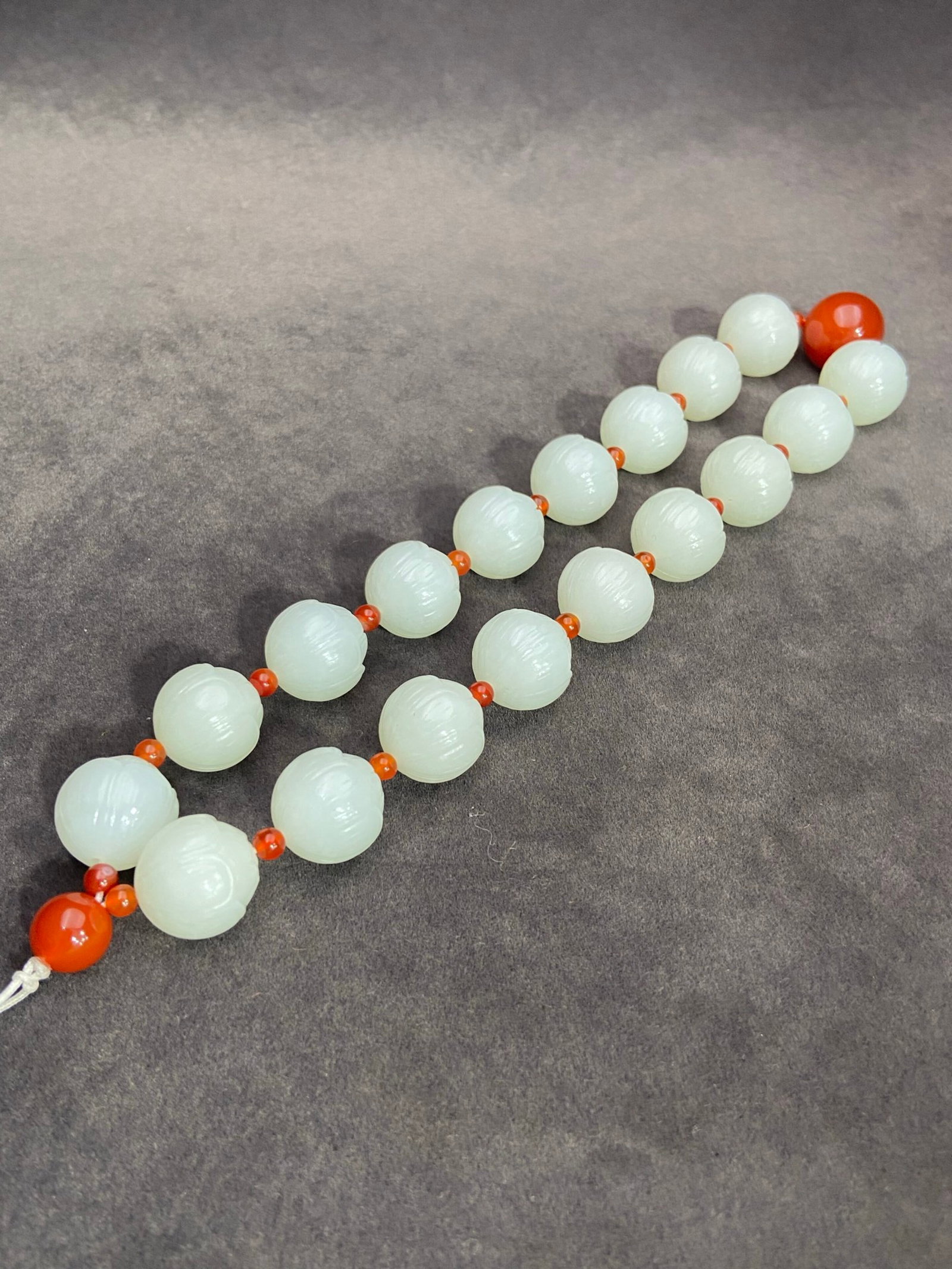 An Exquisite White Jade Lotus Pattern Bracelets - 6