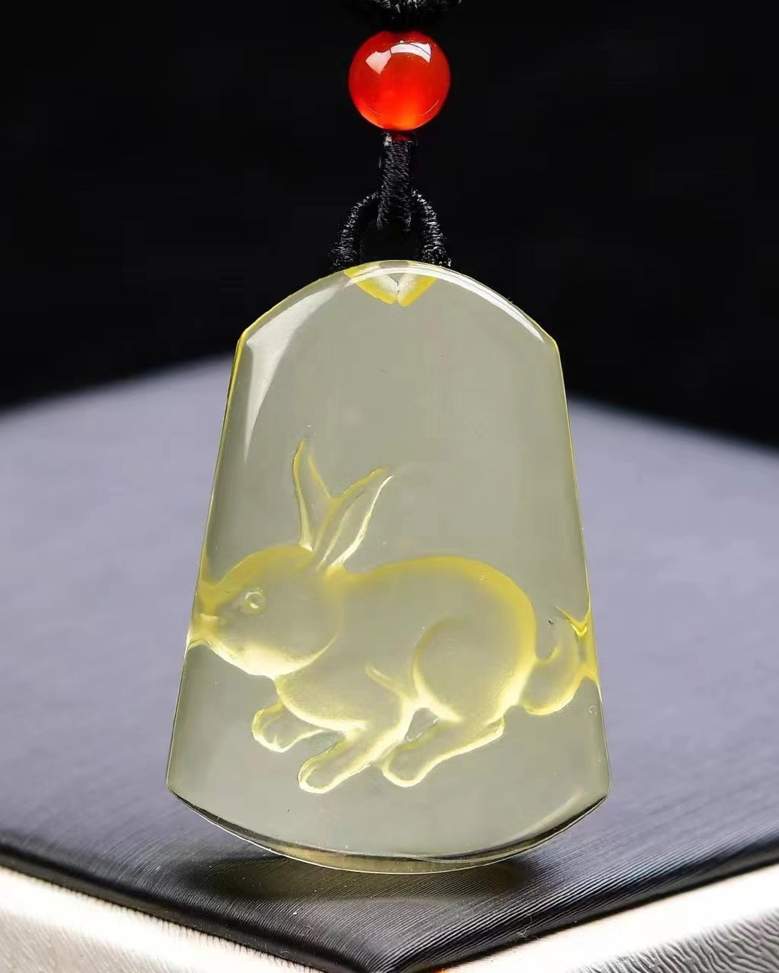 An Exquisite Crystal Rabbit Pattern Pendant - 4