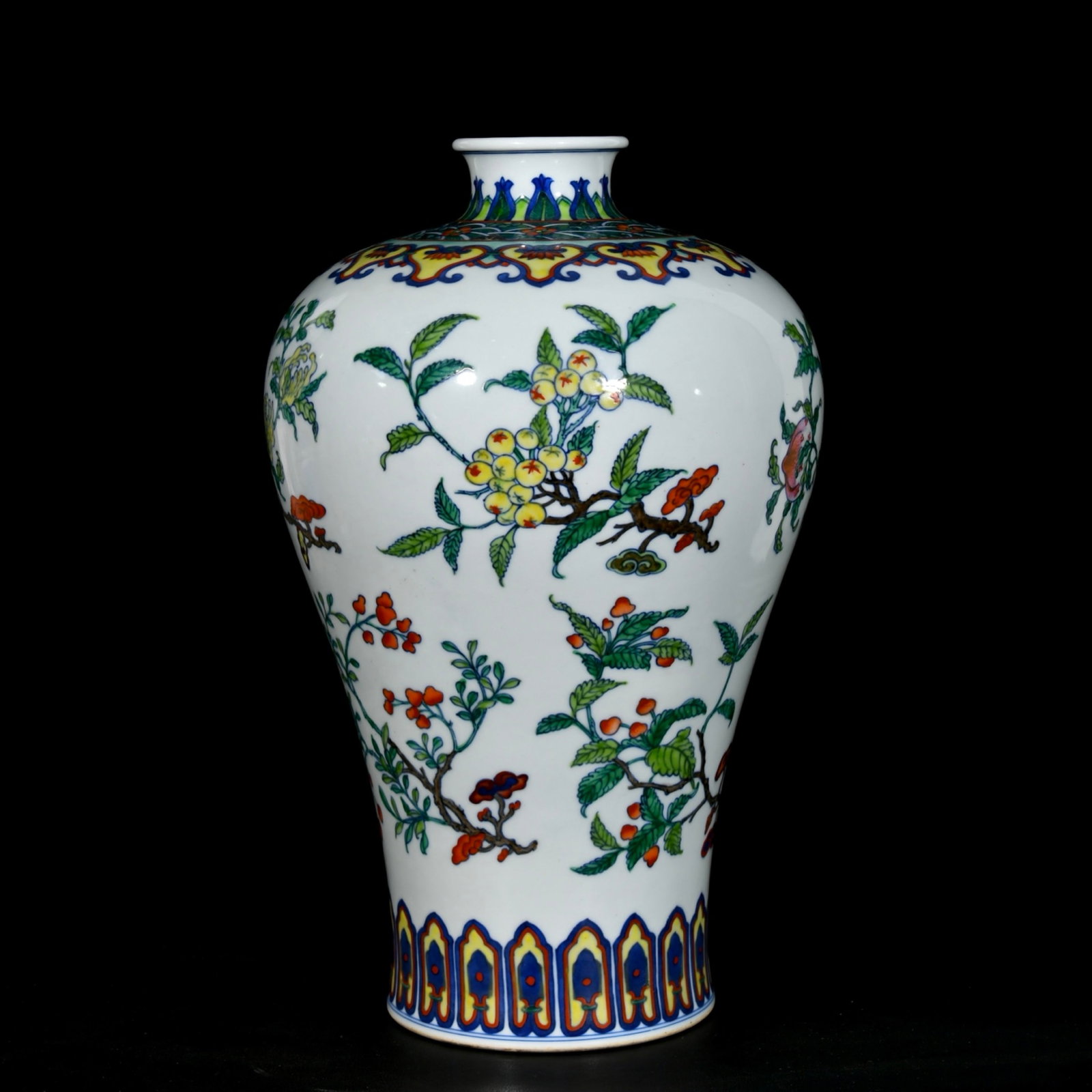 A Rare Wucai Fruit Pattern Vase - 3