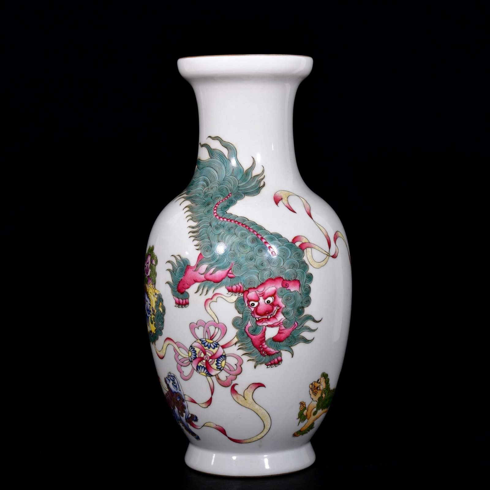 A Rare Enamel Lion Pattern Vase,With Poem: A Rare Enamel Lion Pattern Vase,With Poem,Qing Dynasty, China,Yongzheng Four-character Mark,Size:13.4inx7.1in 珐琅彩狮子纹瓶,带诗文,中