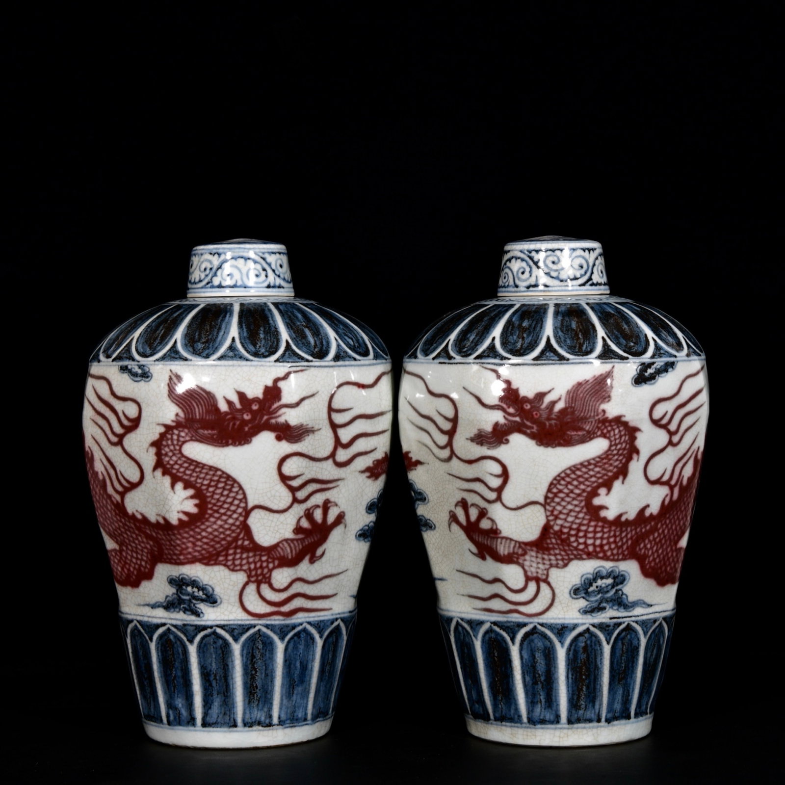 A Pair of Rare Blue and White Underglaze-Red Auspicious Cloud and Dragon Pattern Vases: A Pair of Rare Blue and White Underglaze-Red Auspicious Cloud and Dragon Pattern Vases,Ming Dynasty, China,Hongwu Mark,Size:12.2inx8.3in 一对青花釉里红祥
