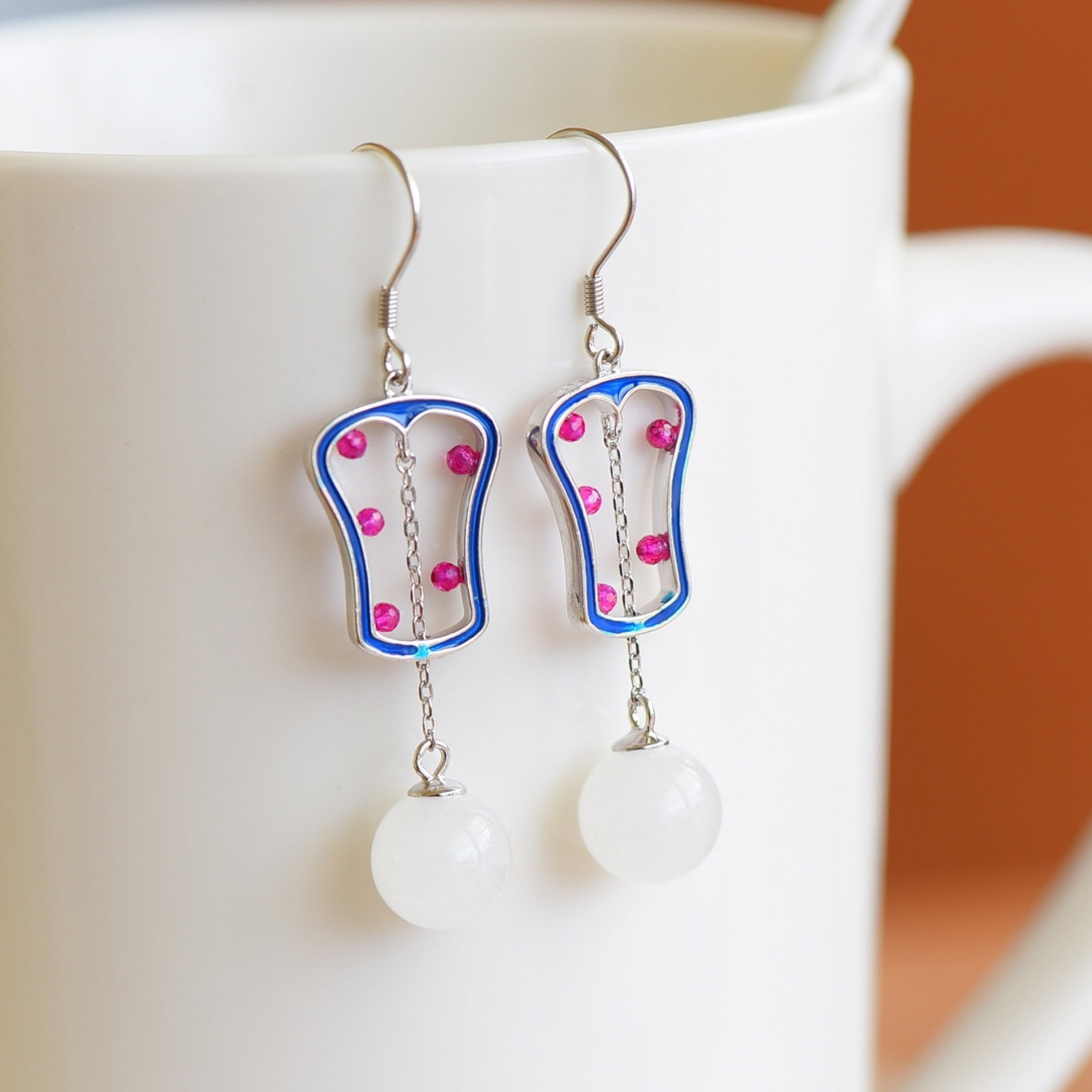 A Pair of Exquisite Sterling Silver Inlaid White Jade Earrings,Inlaid Diamond: A Pair of Exquisite Sterling Silver Inlaid White Jade Earrings,Inlaid Diamond,Size:10mmx10mm 一对纯银镶白玉耳环,嵌钻石