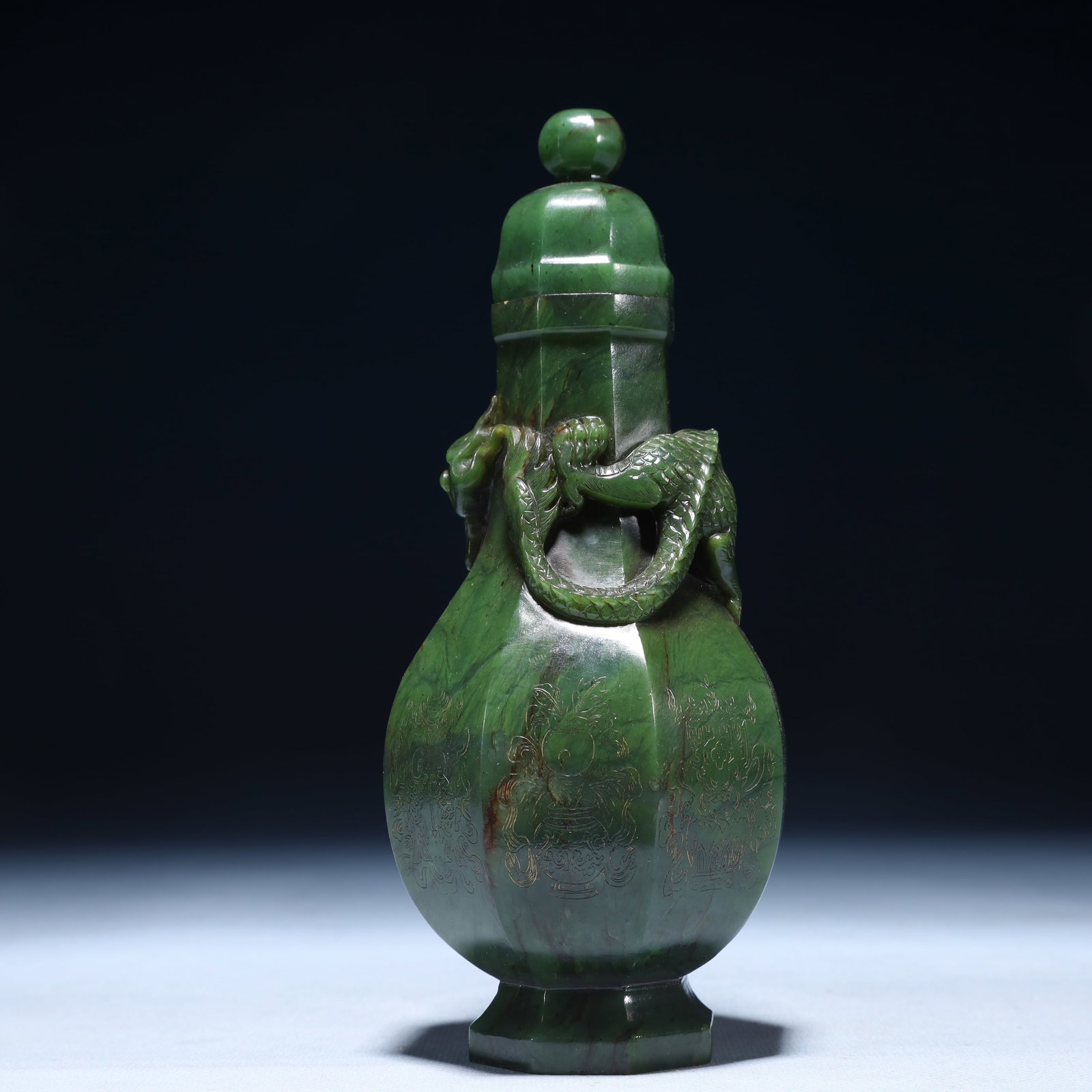 An Exquisite Jasper Dragon Pattern Vase - 4